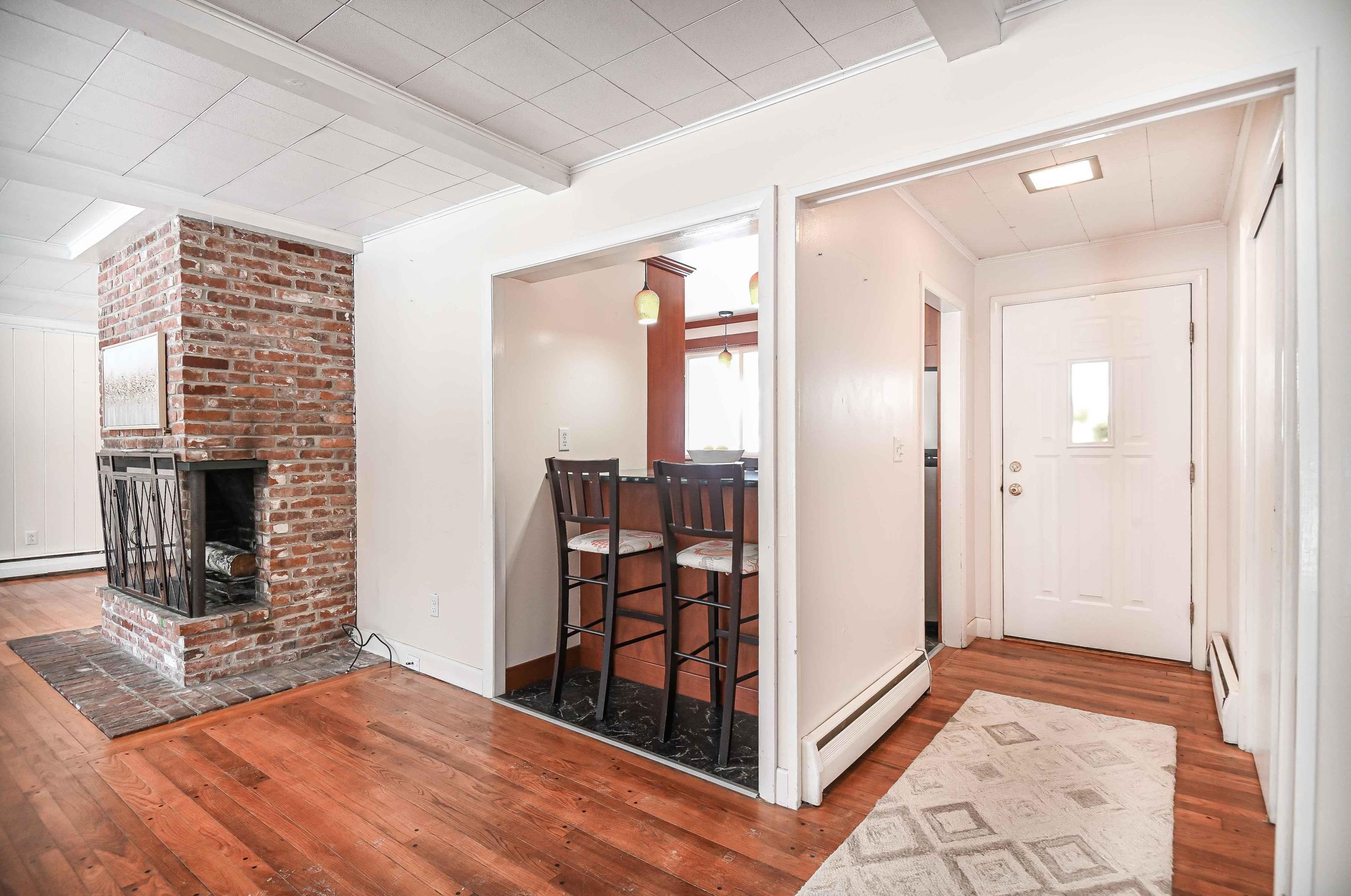 123 Mountain Rd, Concord, NH 03301