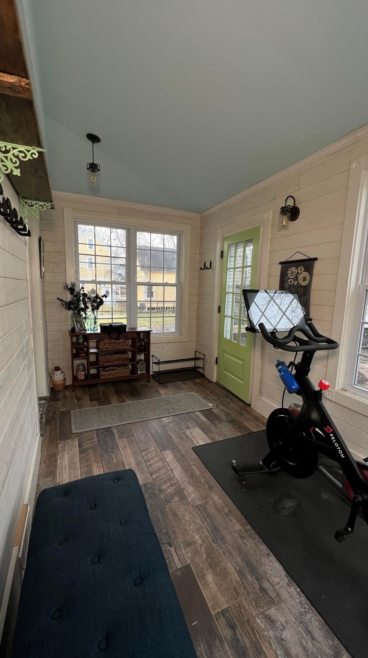86 Grove St, Dover, NH 03820
