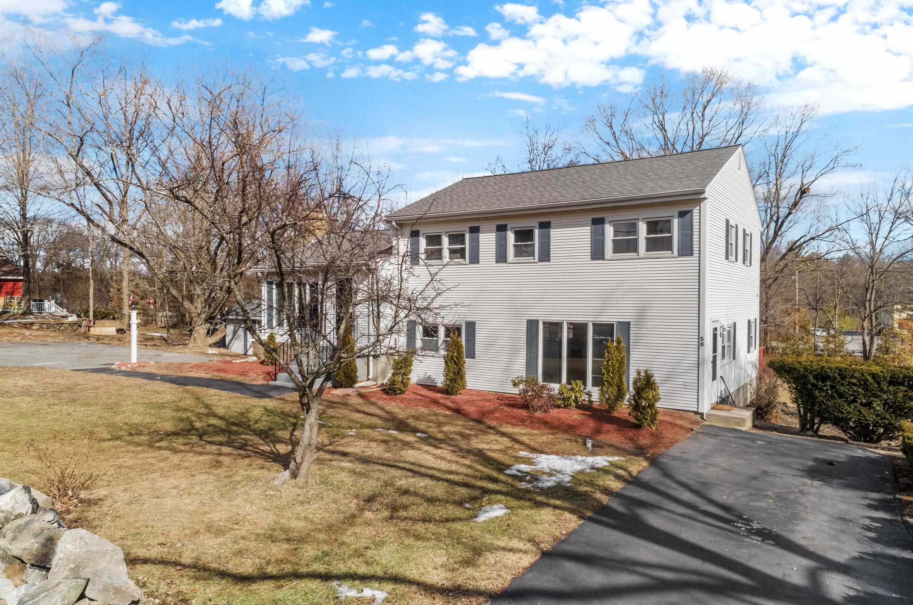 58 Old Rockingham Rd, Salem, NH 03079