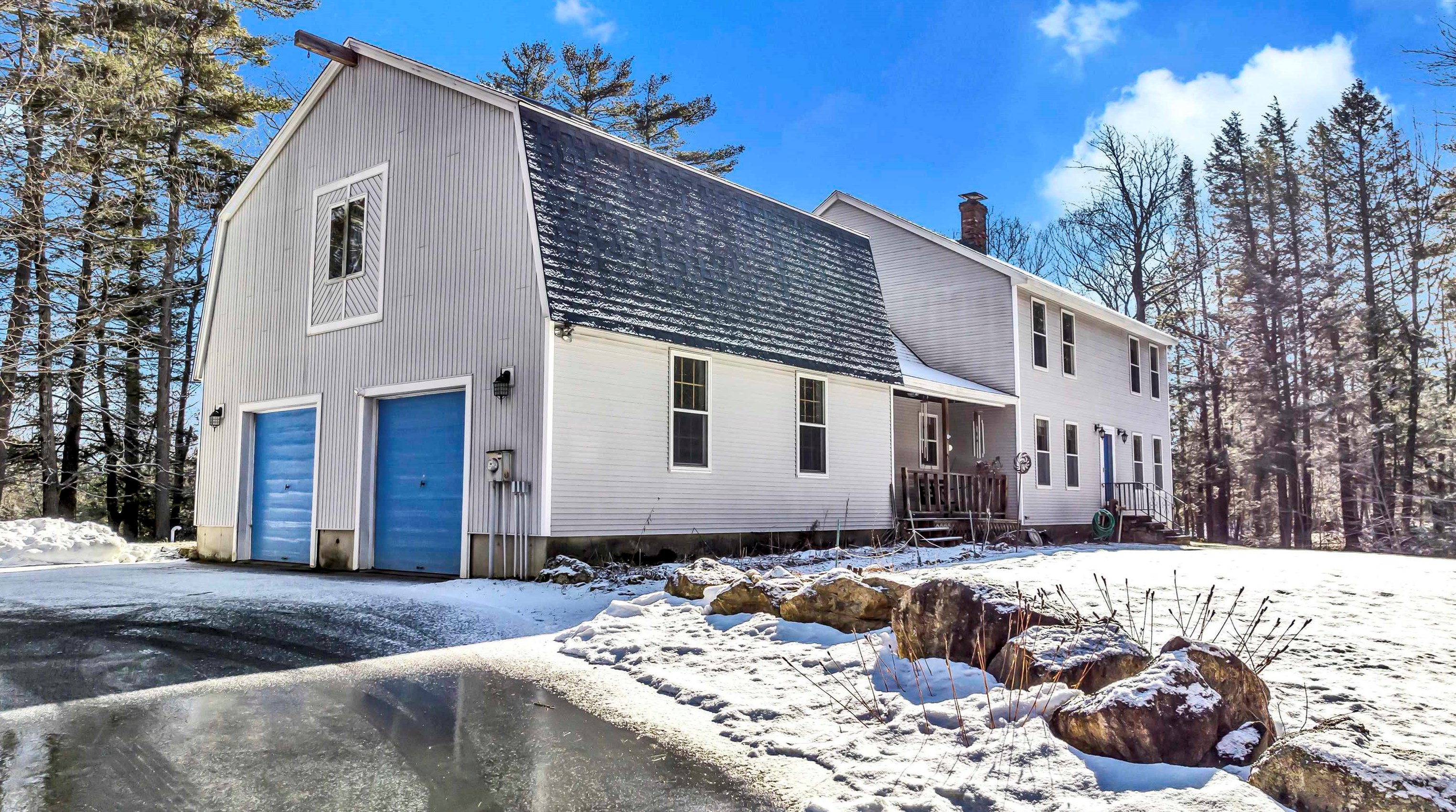 14 Hearthside Dr, Barrington, NH 03825