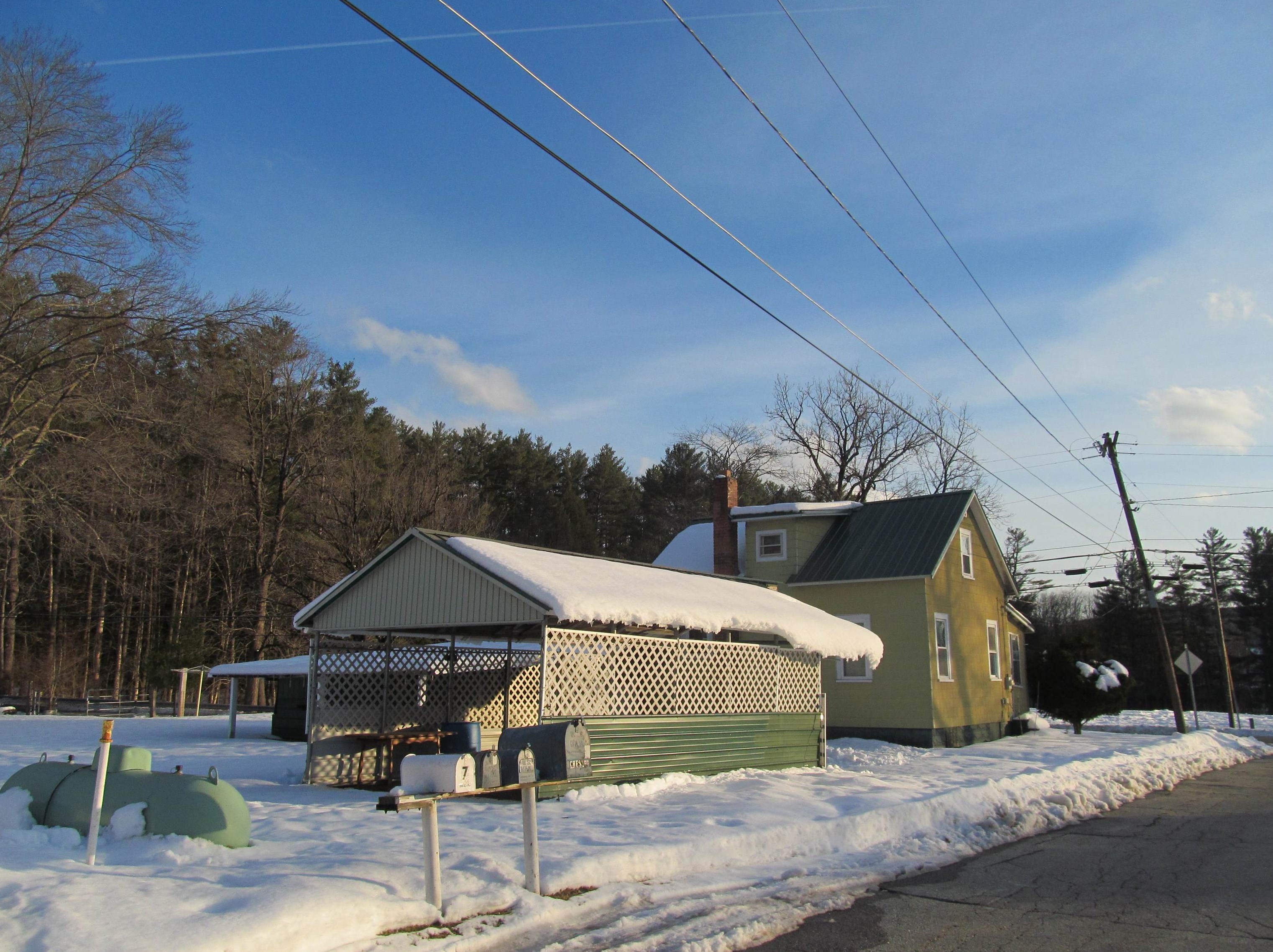 3 Bellic St, Unity, NH 03743
