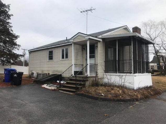 145 Lowell Rd, Hudson, NH 03051-4906