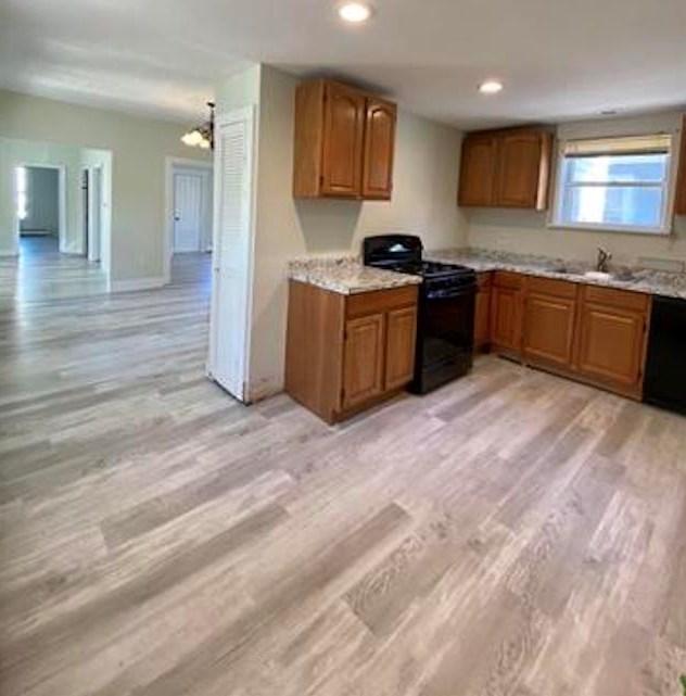 375 Central St, Manchester, NH 03103