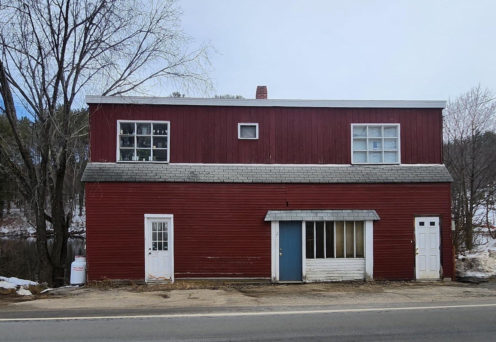 38 Riverside Dr, Ashland, NH 03217