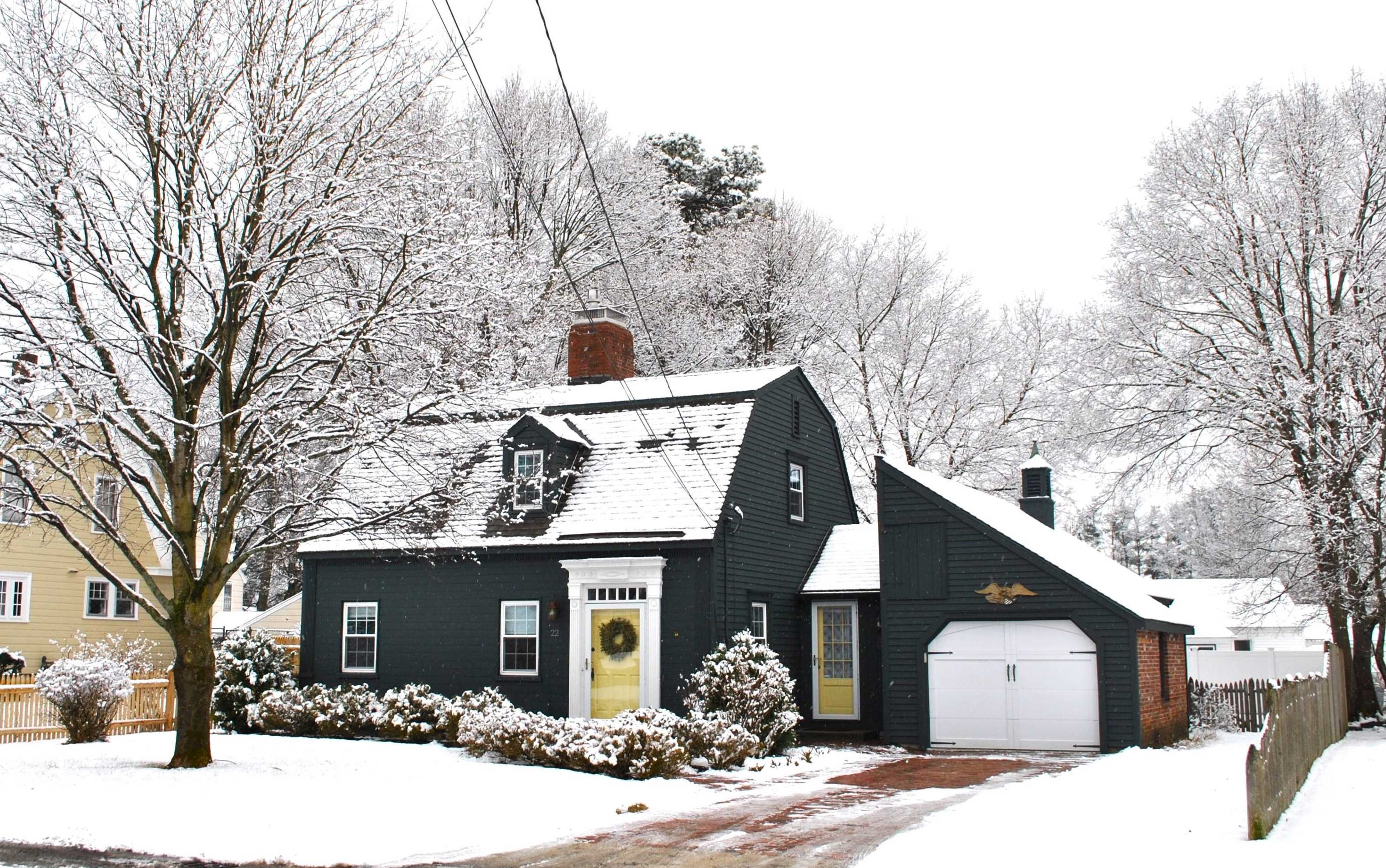 22 Pinehill Ave, Nashua, NH 03064
