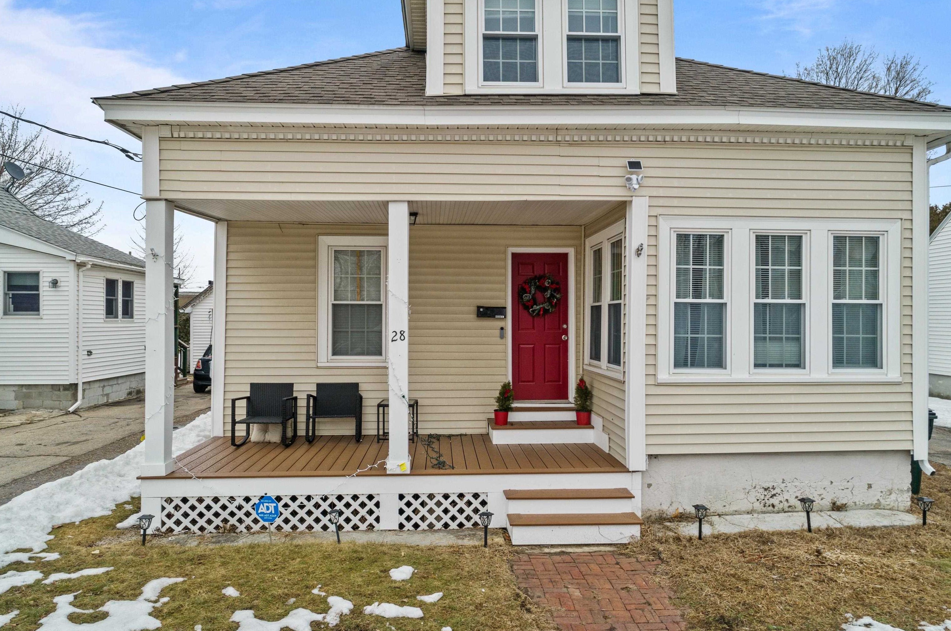 28 Waterman St, Manchester, NH 03103