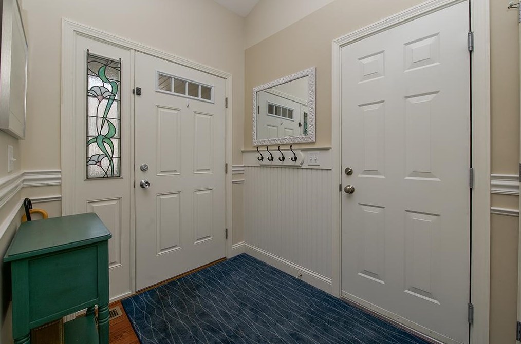 1 Aspen Ln, Newton, NH 03858