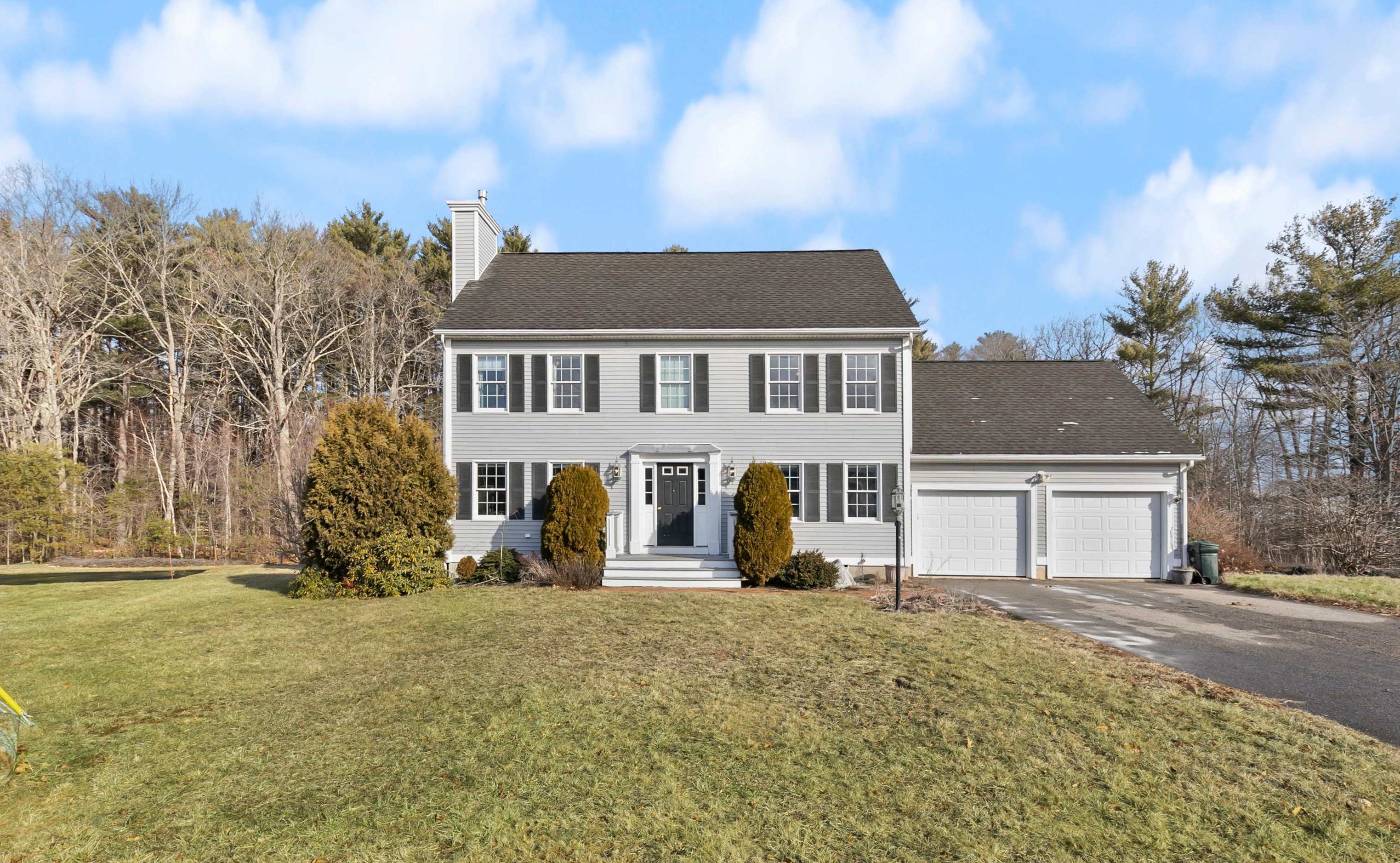 38 Viola Cir, Seabrook, NH 03874