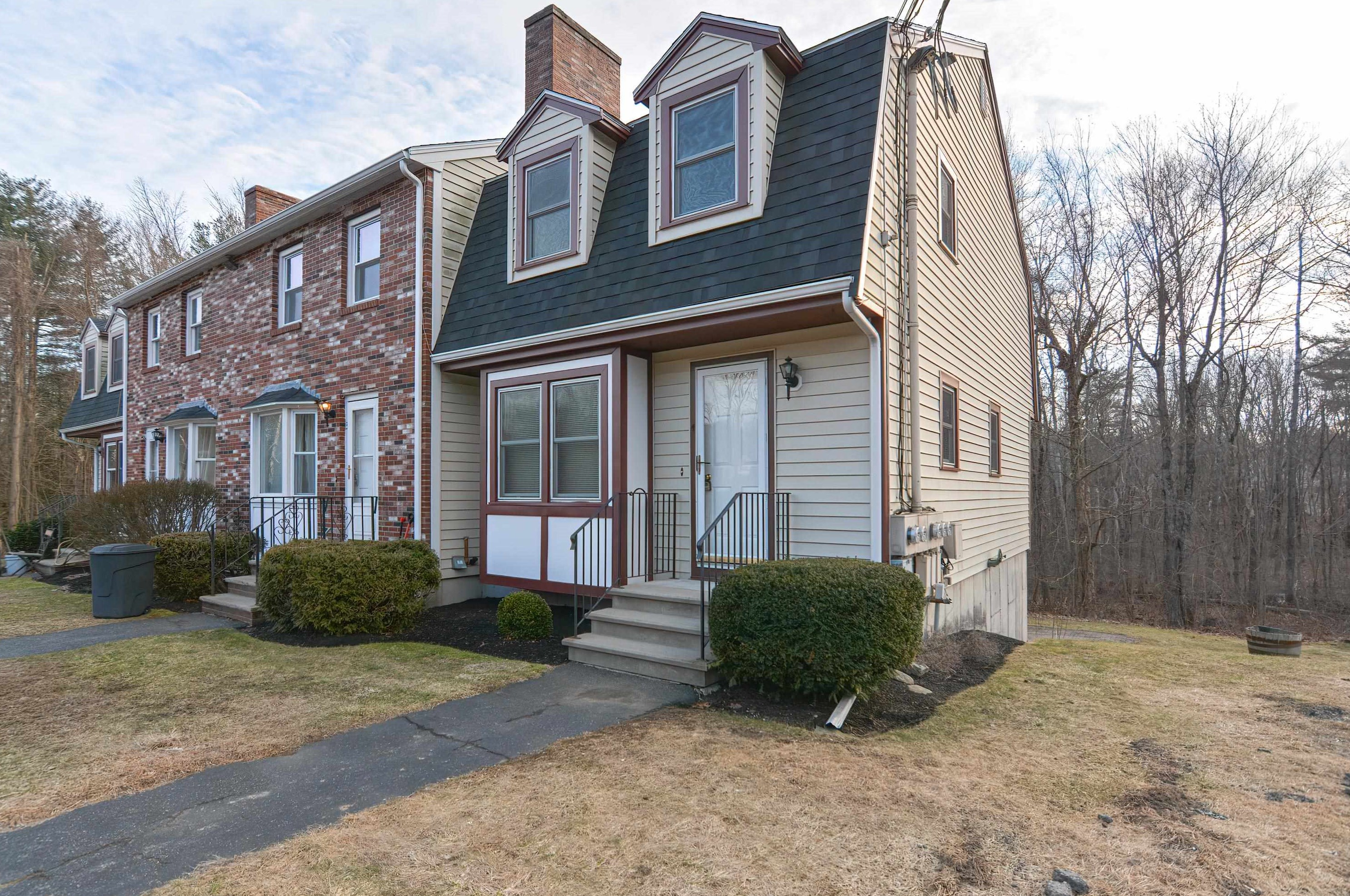 36 Tenney Rd #unit 4, Sandown, NH 03873