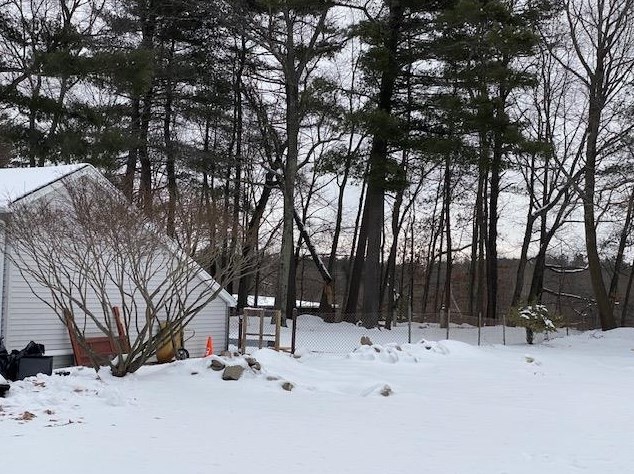 18 Old Rd, Plaistow, NH 03865