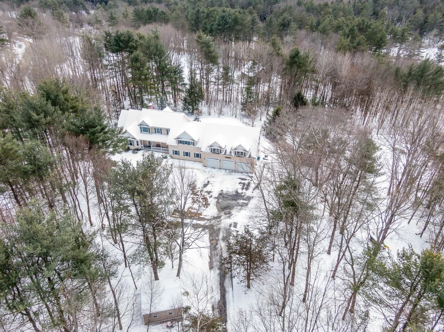 51 Story Hill Rd, Goffstown, NH 03046