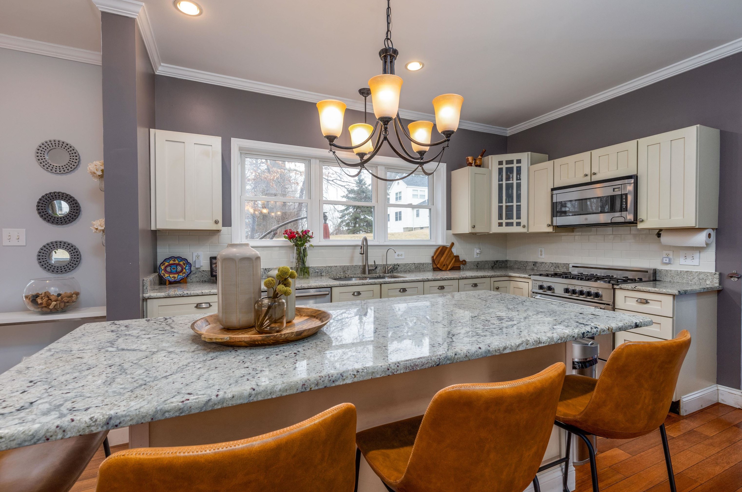 89 Pond St, Salem, NH 03079