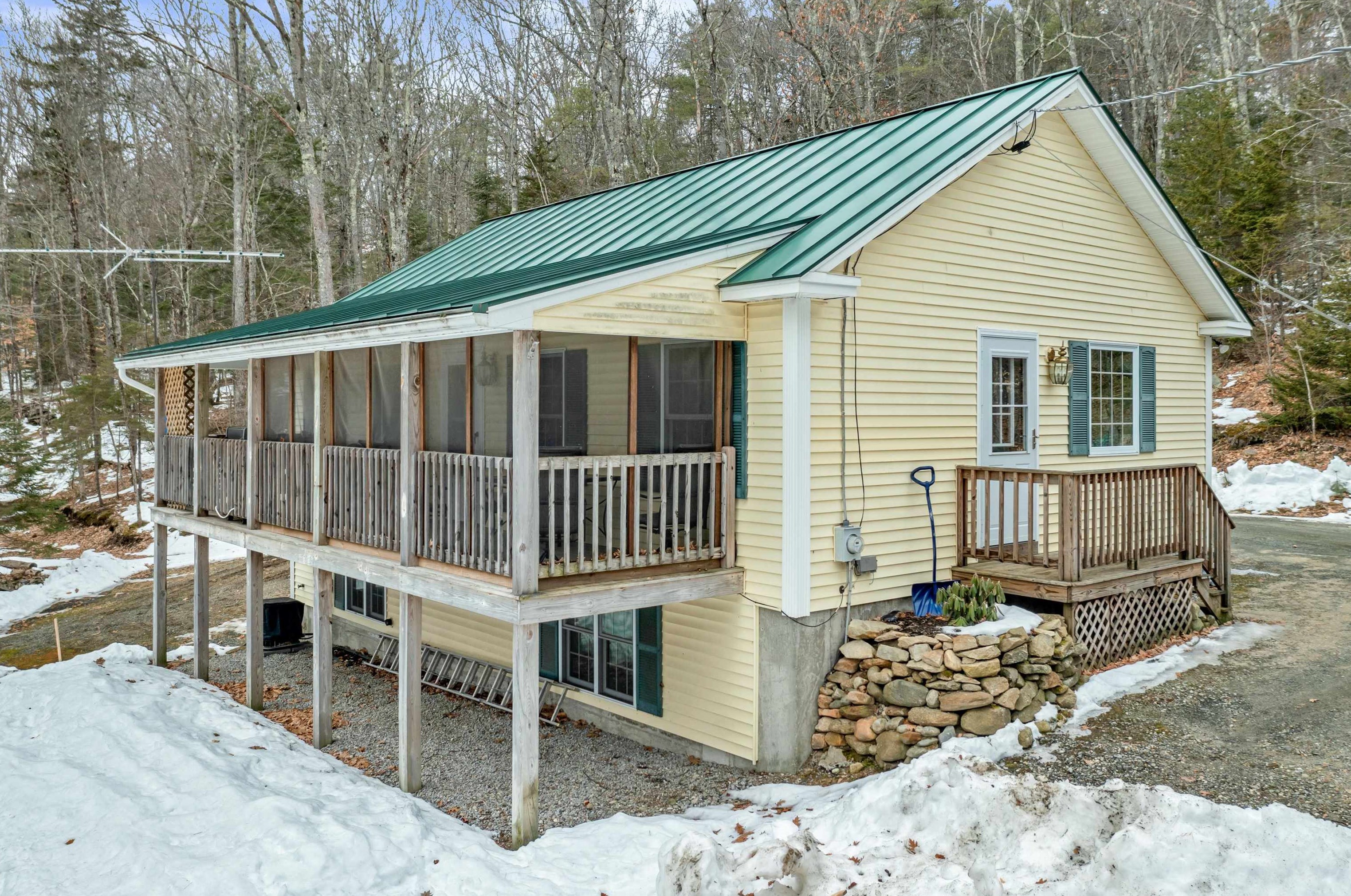213 Cherry Hill Rd, Grafton, NH 03240