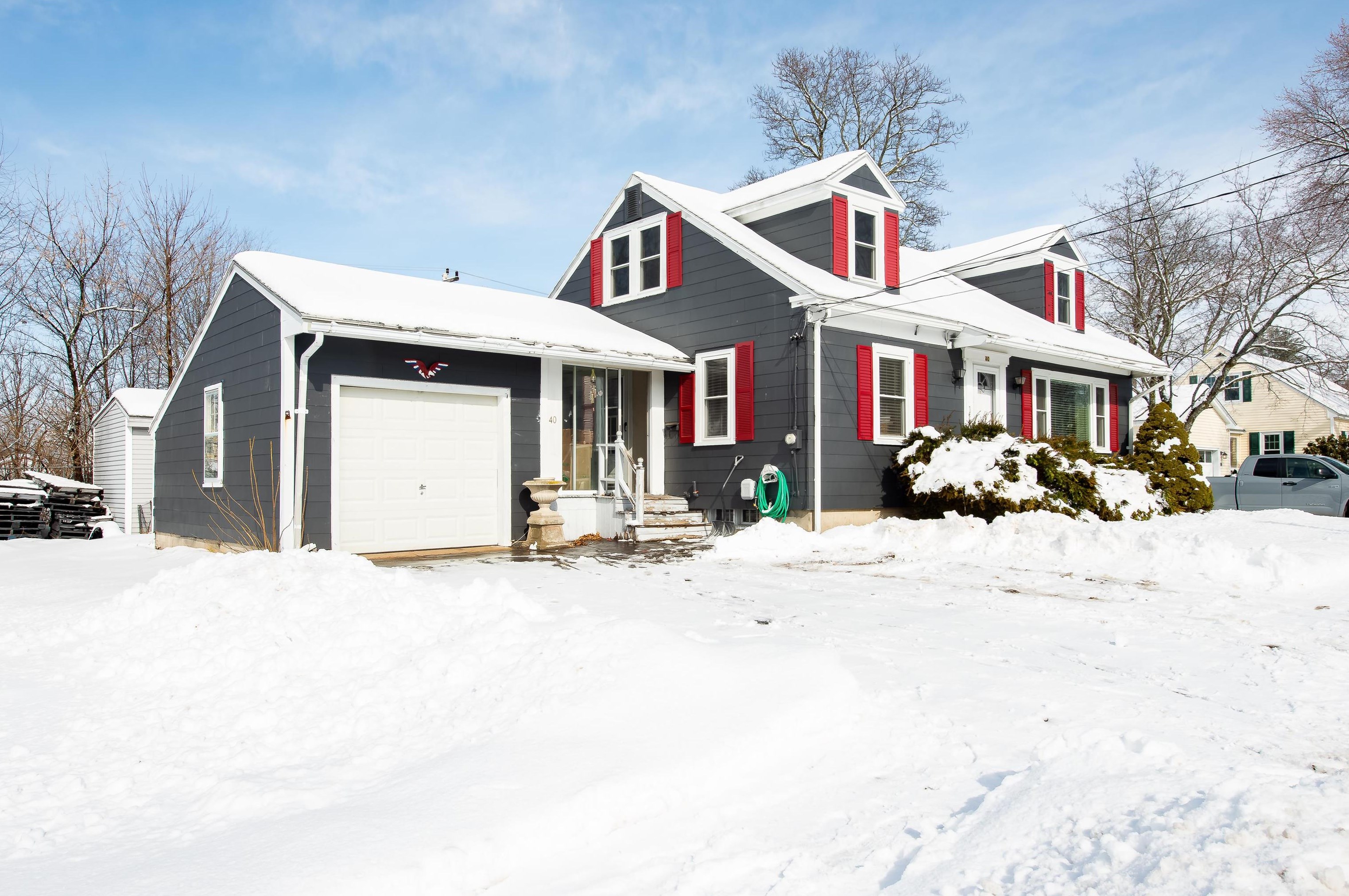 40 Olde Farm Ln, Rochester, NH 03867