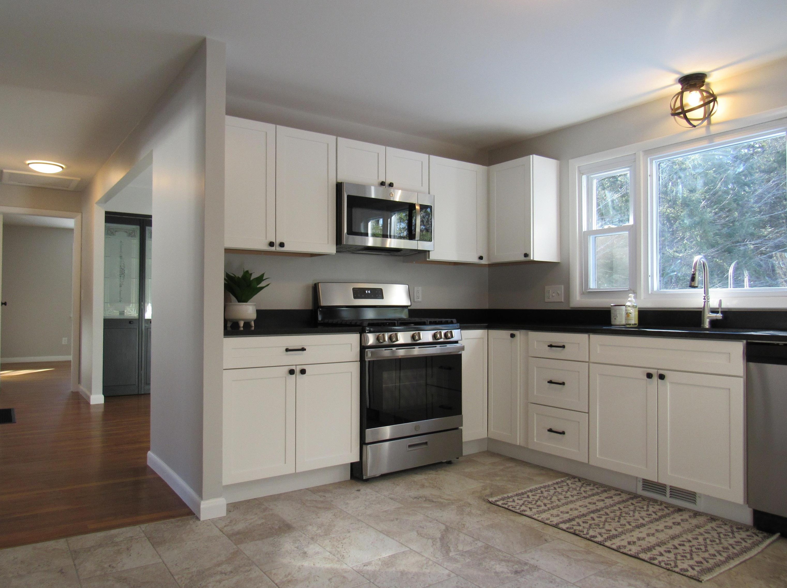 34 Trowbridge Rd, Keene, NH 03431