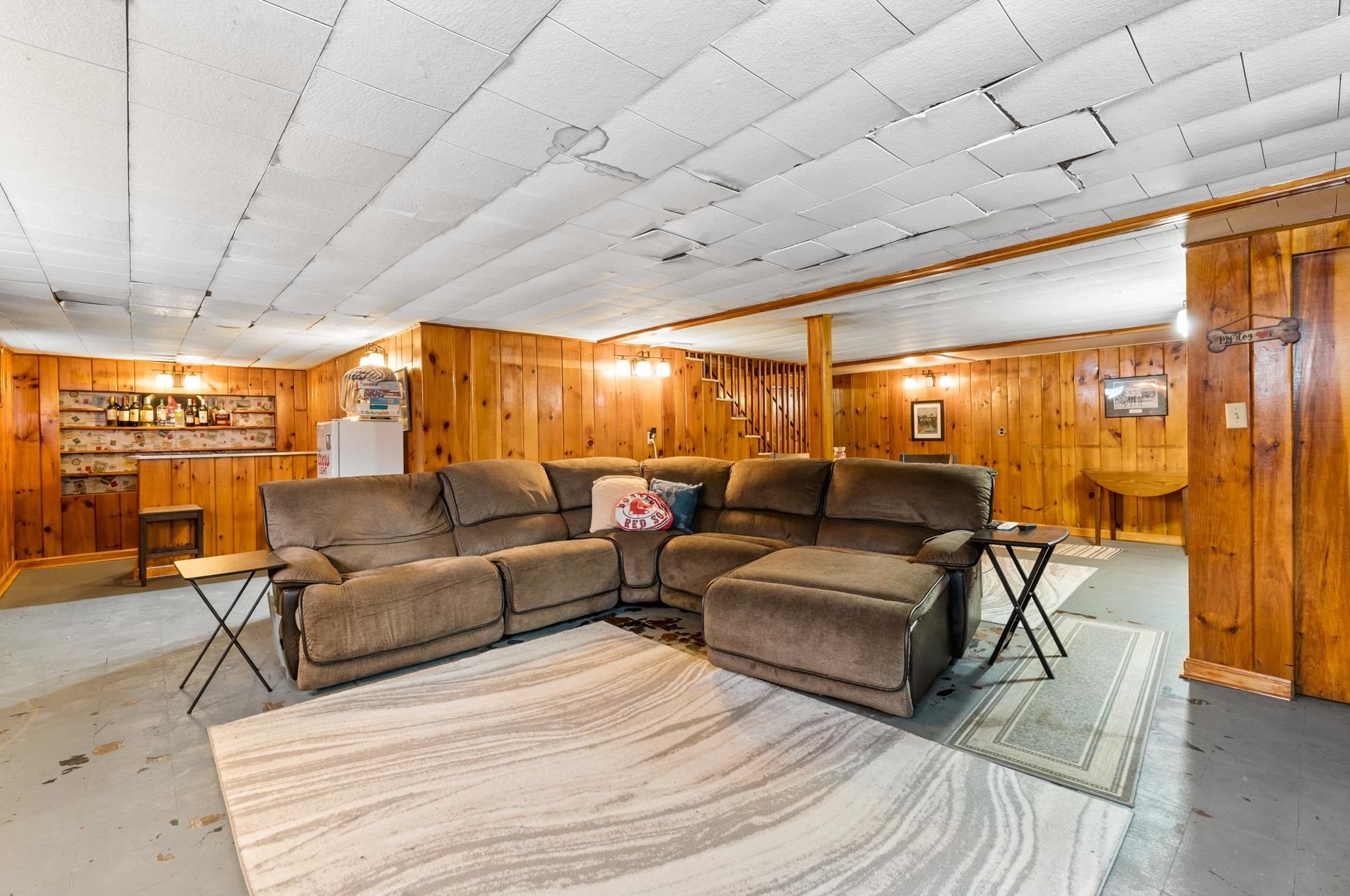 82 Alpine St, Manchester NH  03102-4602 exterior