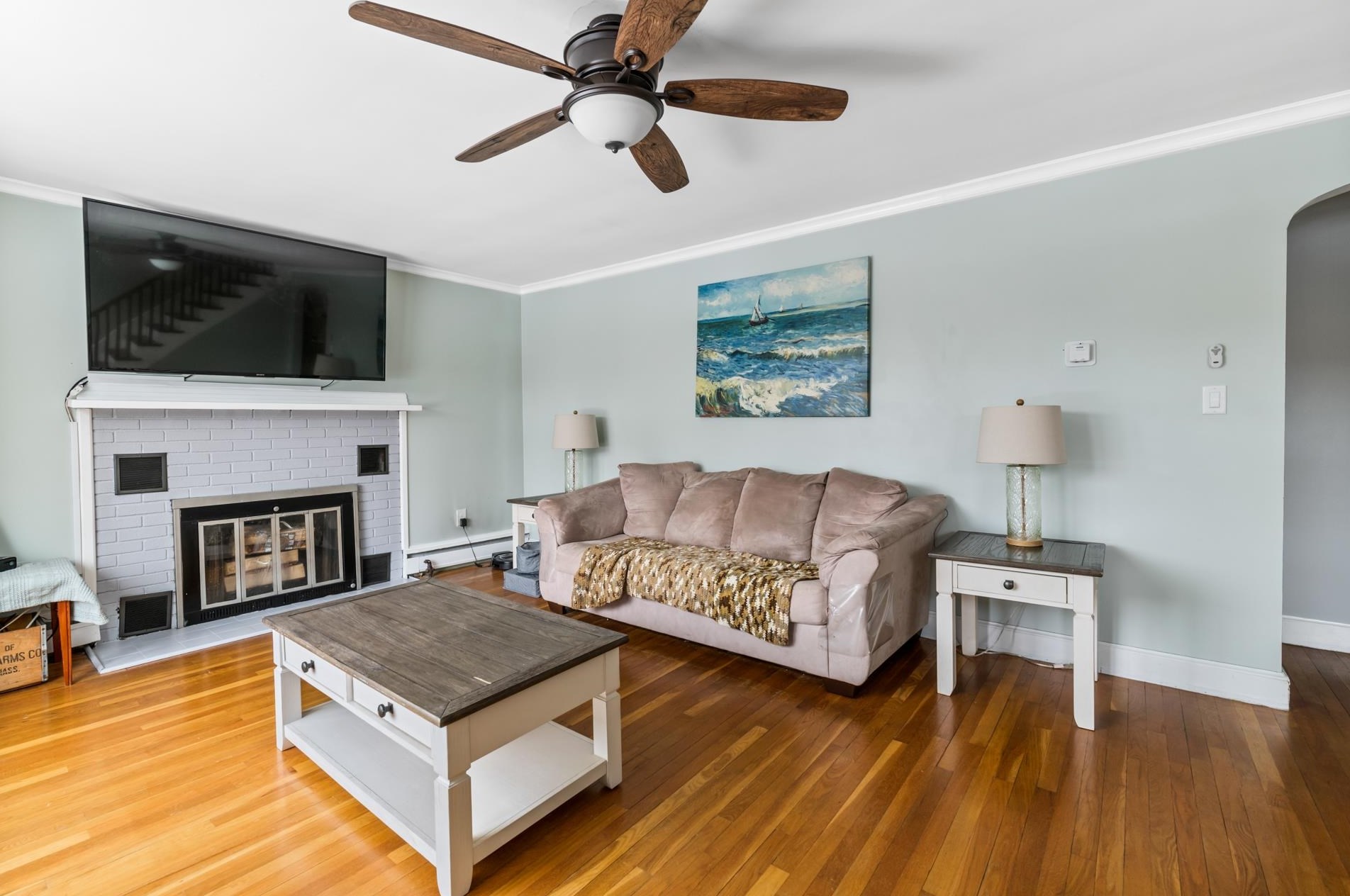 82 Alpine St, Manchester NH  03102-4602 exterior