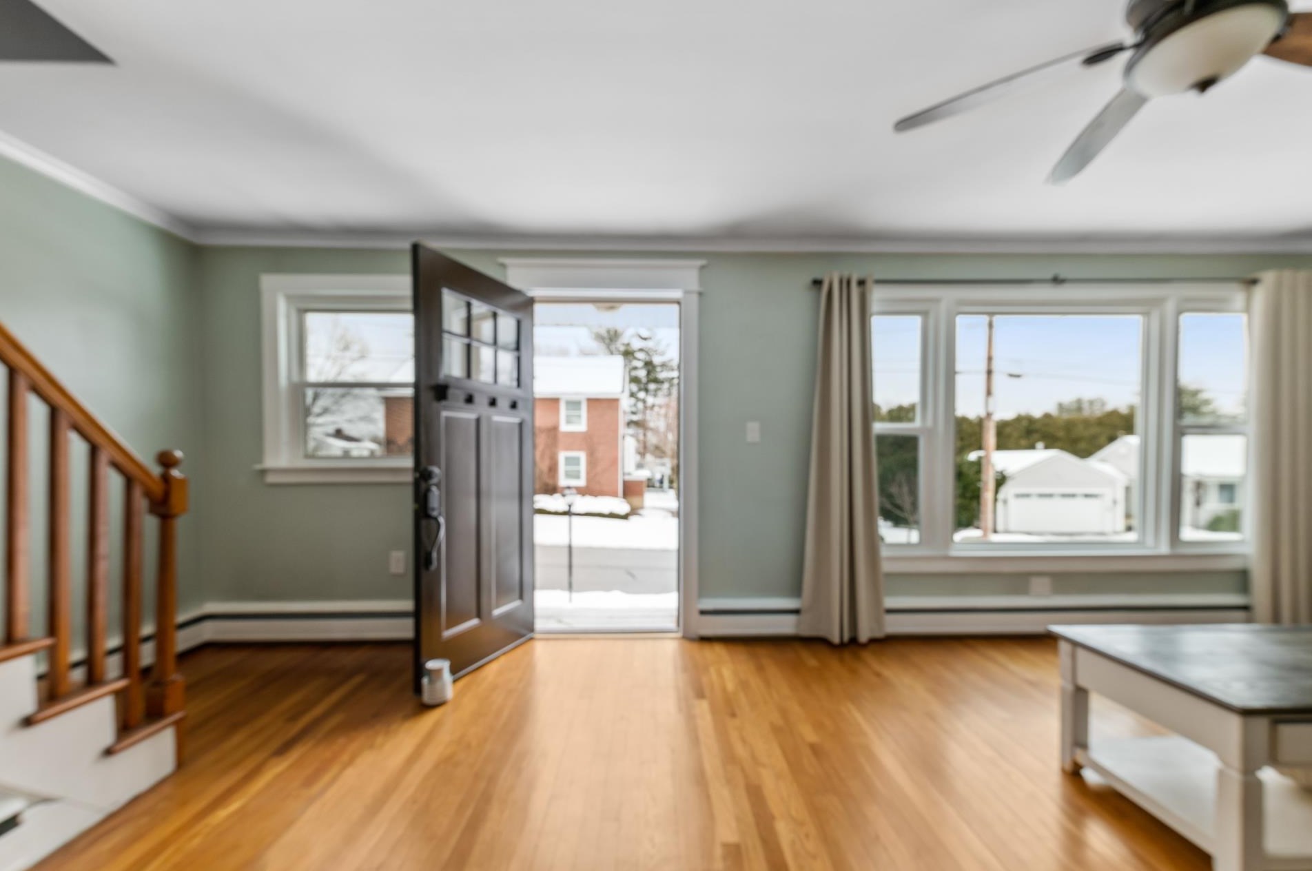 82 Alpine St, Manchester NH  03102-4602 exterior