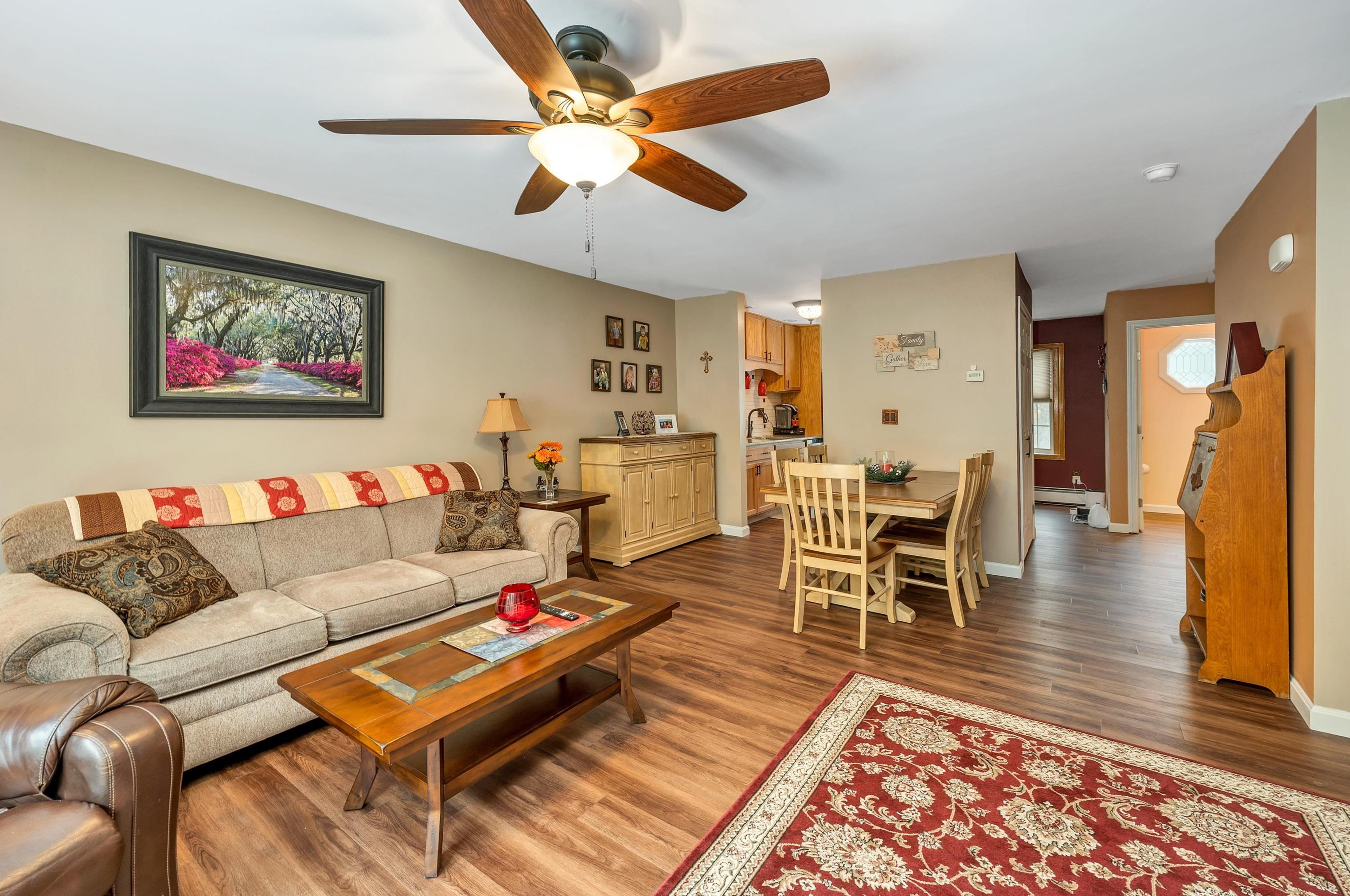 20 Walnut Cir, Merrimack NH  03054-2657 exterior