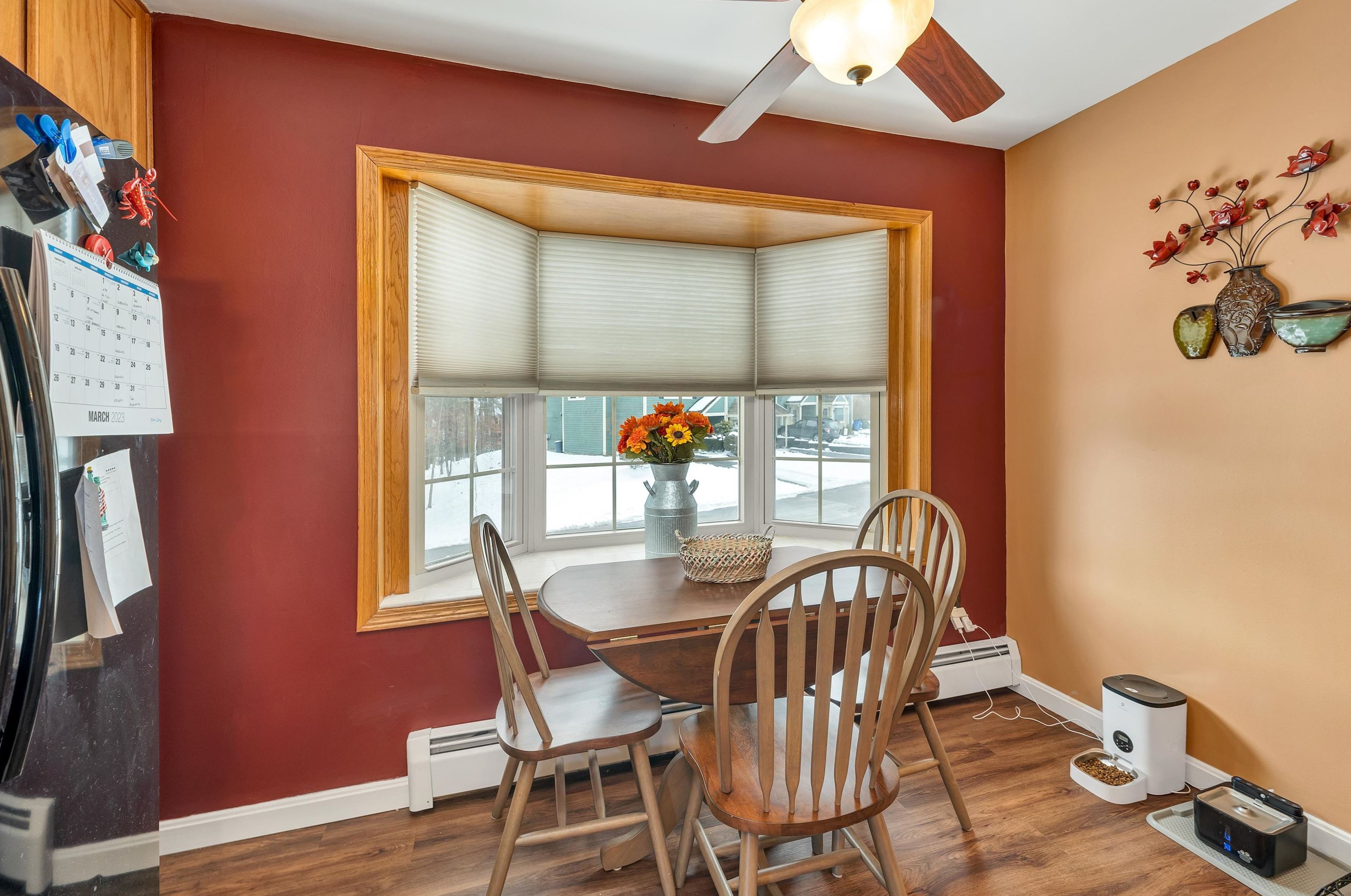 20 Walnut Cir, Merrimack NH  03054-2657 exterior