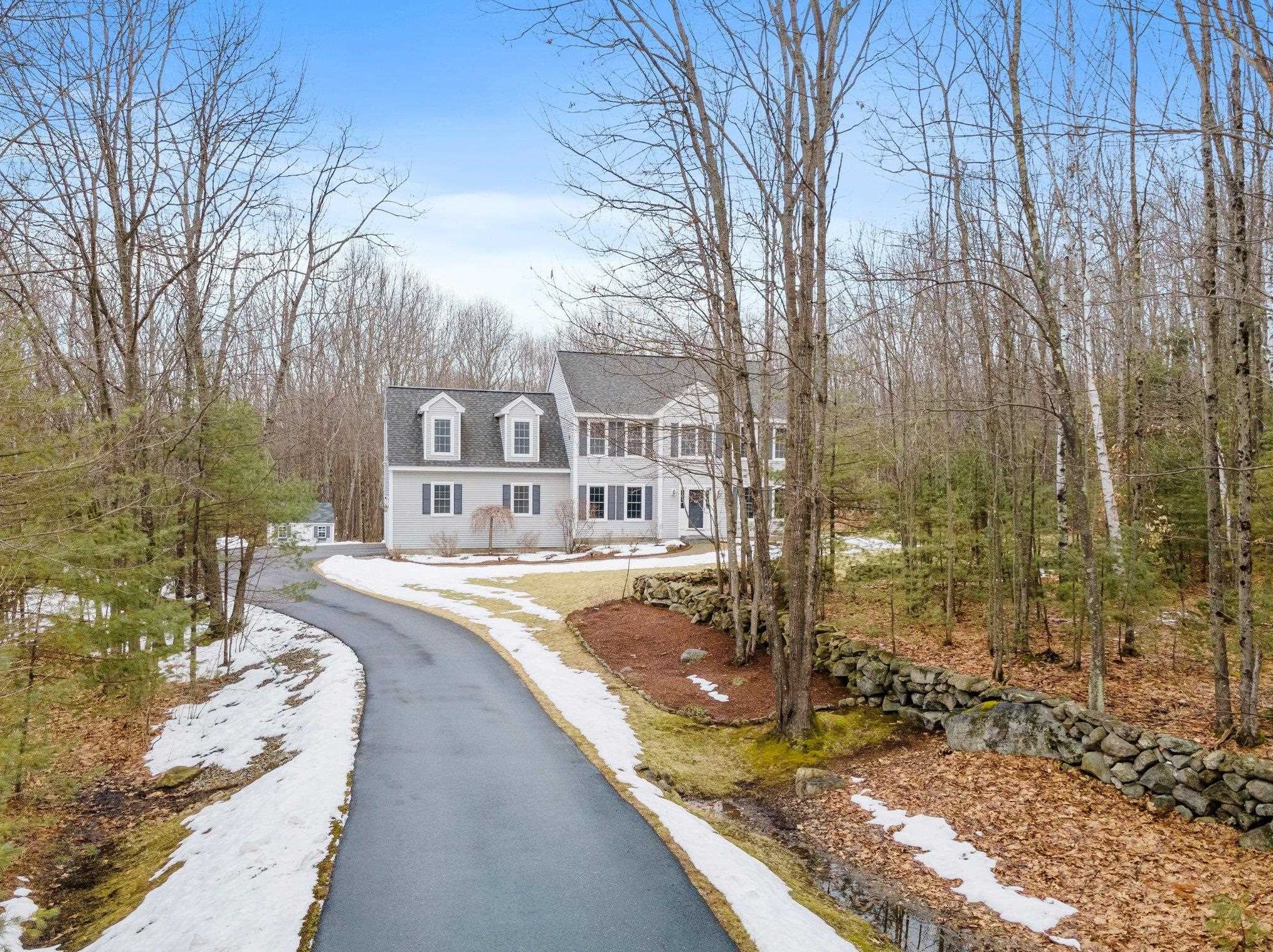 98 Knox Rd, Concord, NH 03304