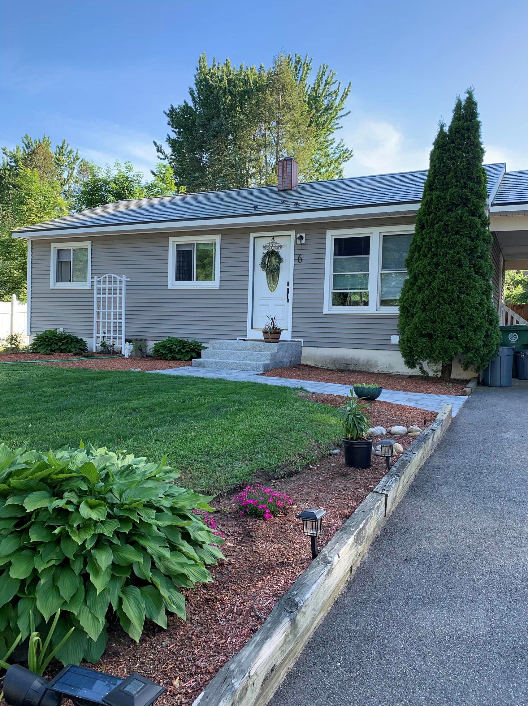 6 Linjay Cir, Nashua, NH 03062