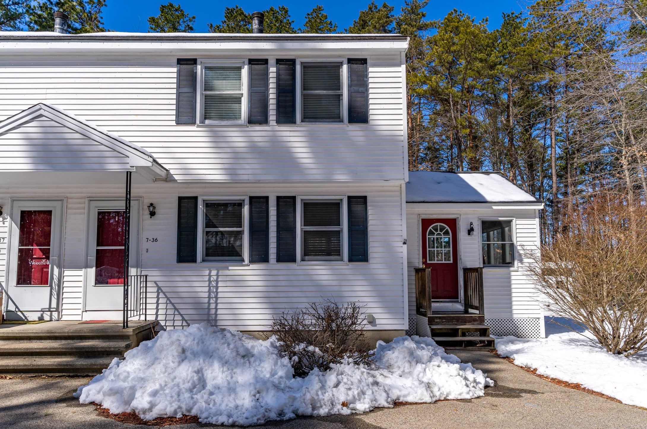 7 Skyline Dr #36, Amherst, NH 03031