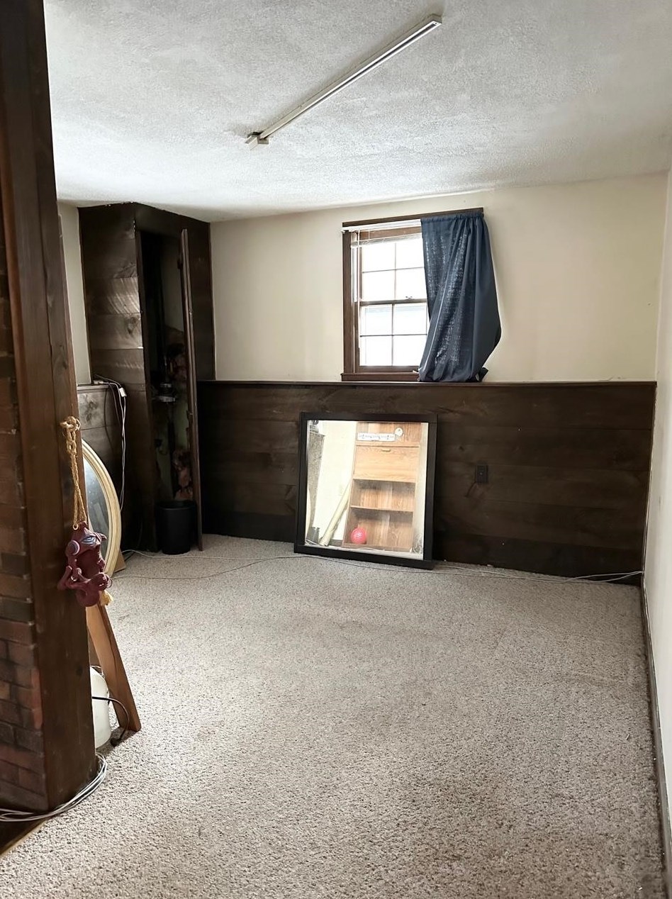 11 Collins Ave, Merrimack NH  03054-3246 exterior