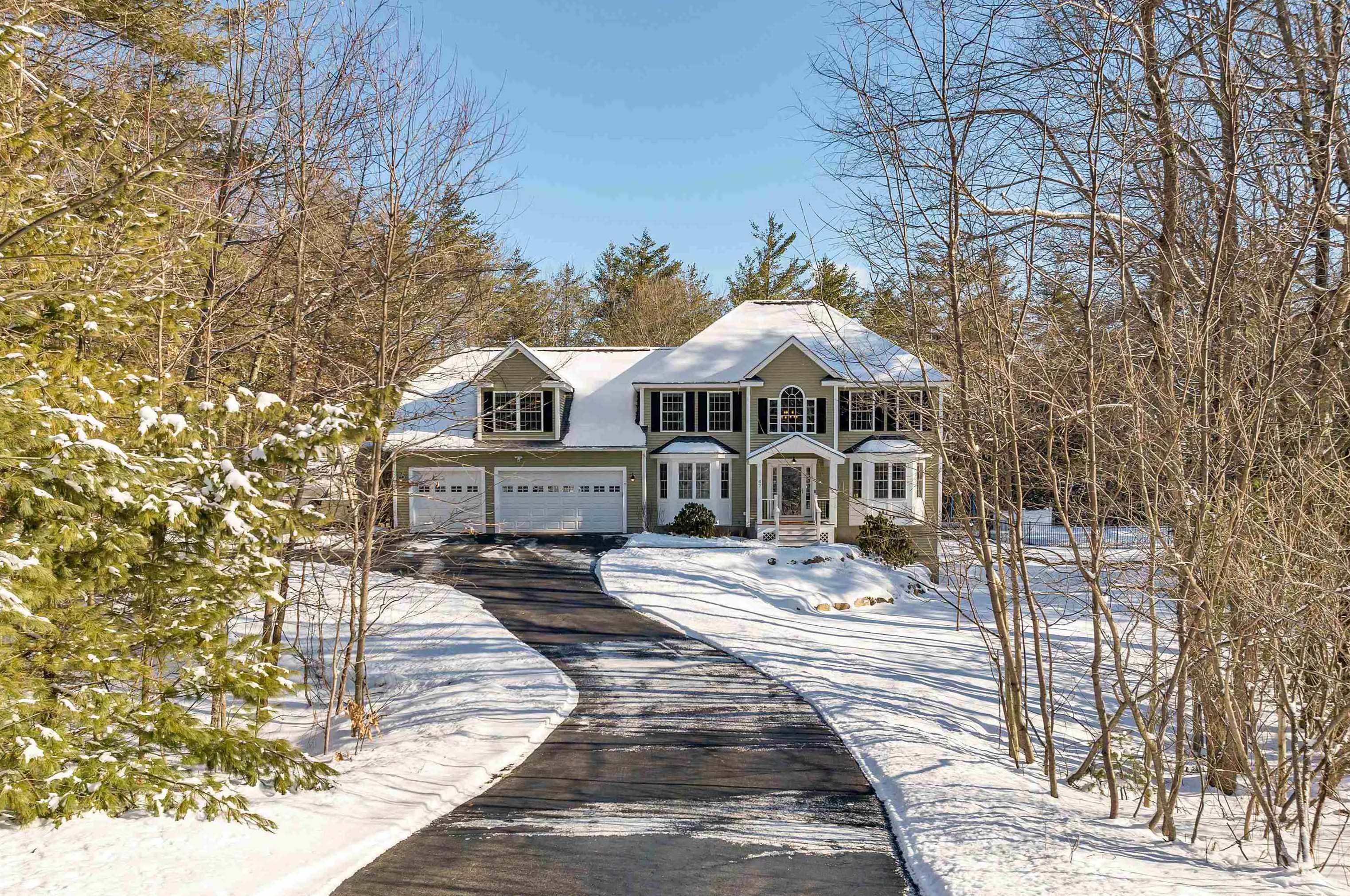 47 Laurelcrest Dr, Brookline, NH 03033
