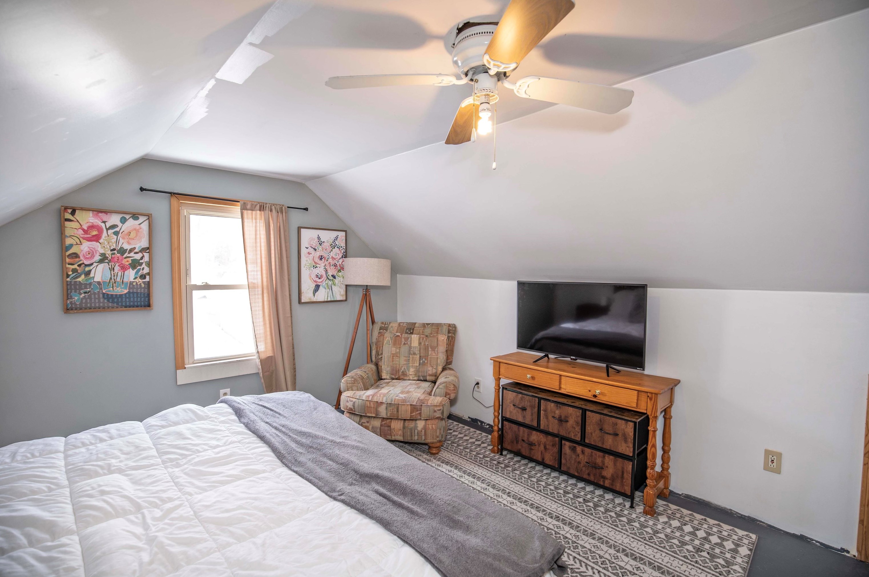 175 Peak St, Manchester NH  03104-3834 exterior