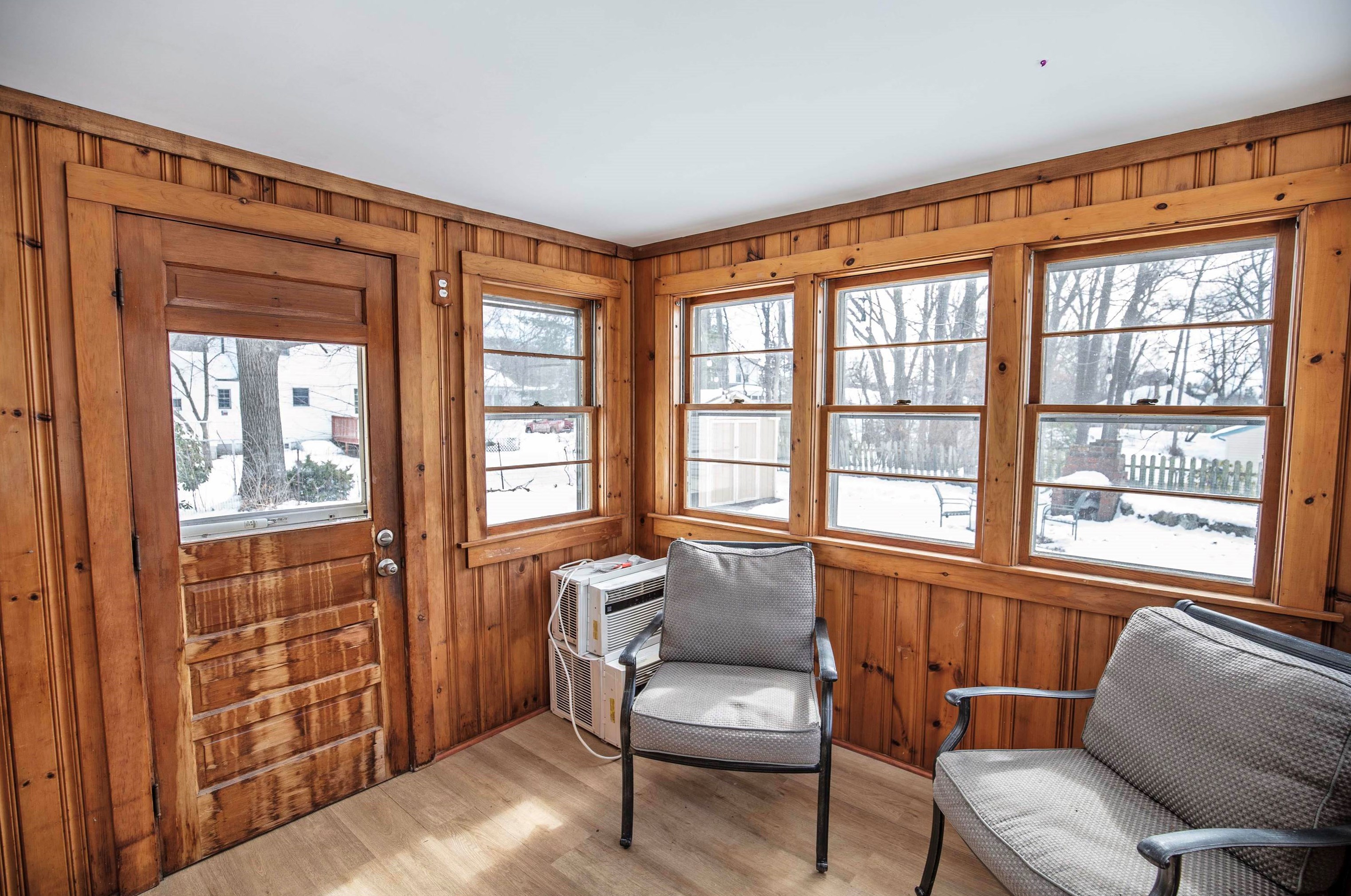 175 Peak St, Manchester NH  03104-3834 exterior