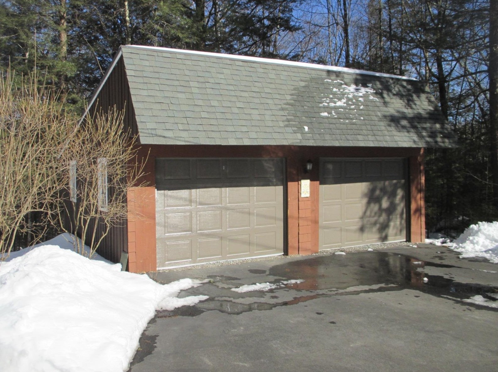 38 Hallwood Dr, Keene, NH 03431