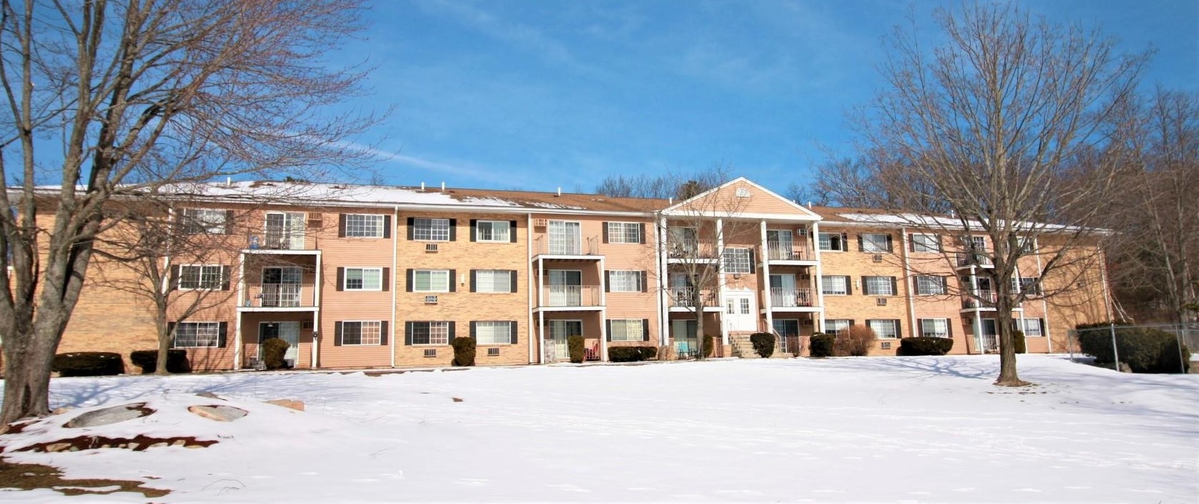 377 Huse Rd #32, Manchester, NH 03103