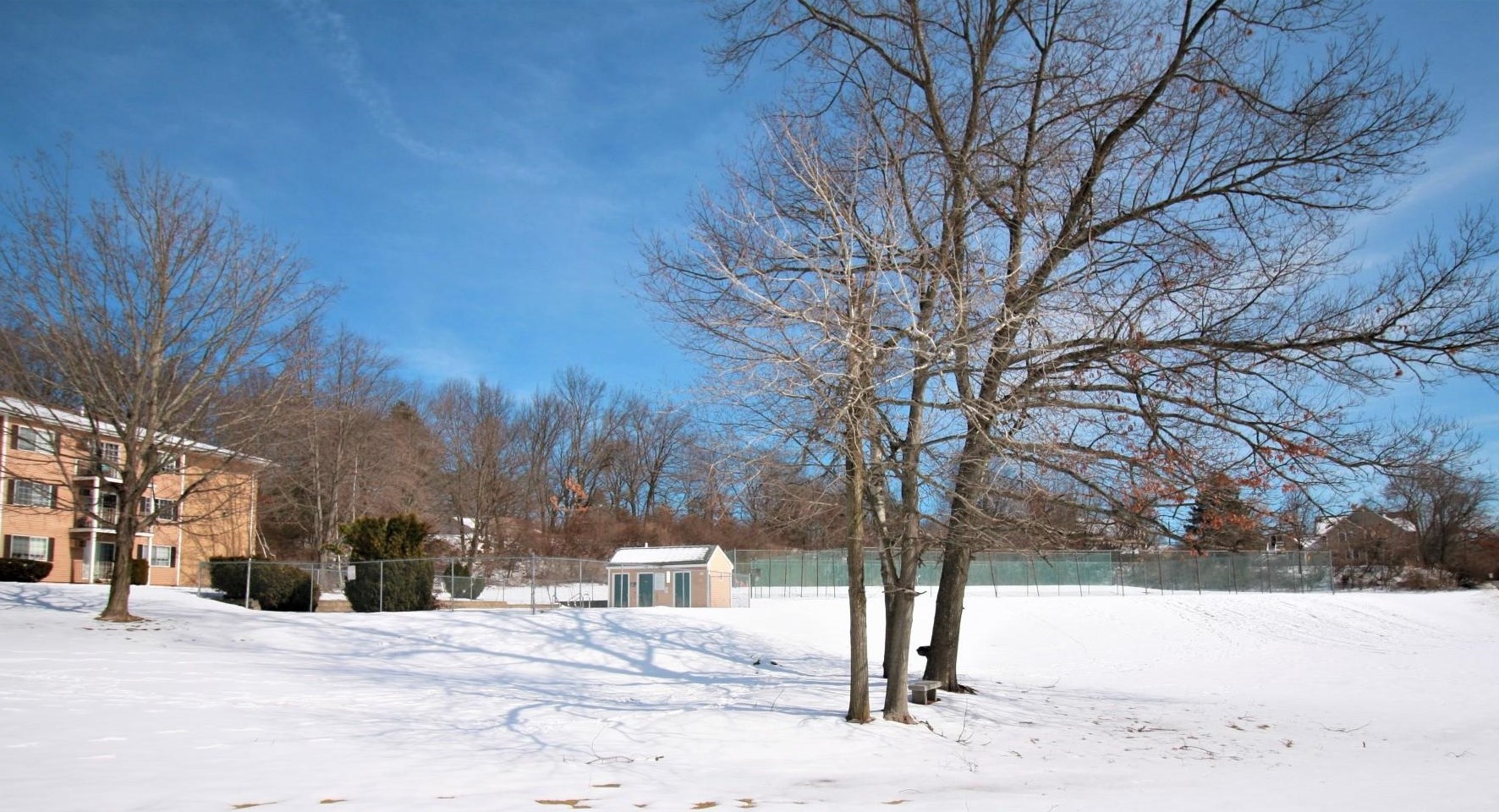 377 Huse Rd, Manchester NH  03103-3178 exterior