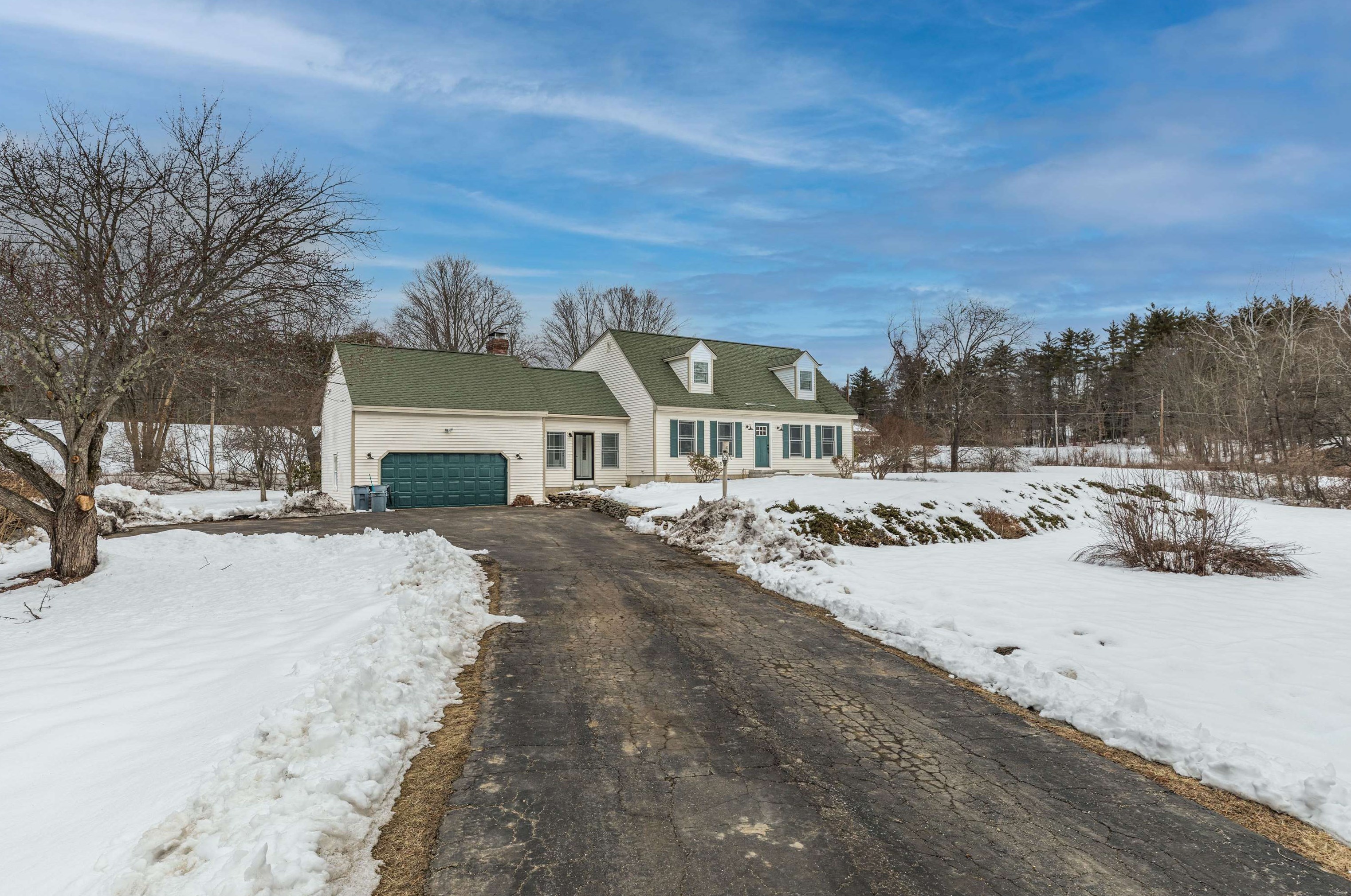8 Woodhead Cir, Lee, NH 03861