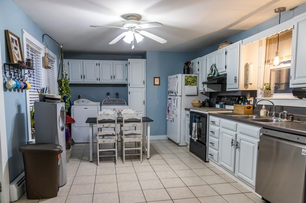 26 North Ave #b, Plaistow, NH 03865