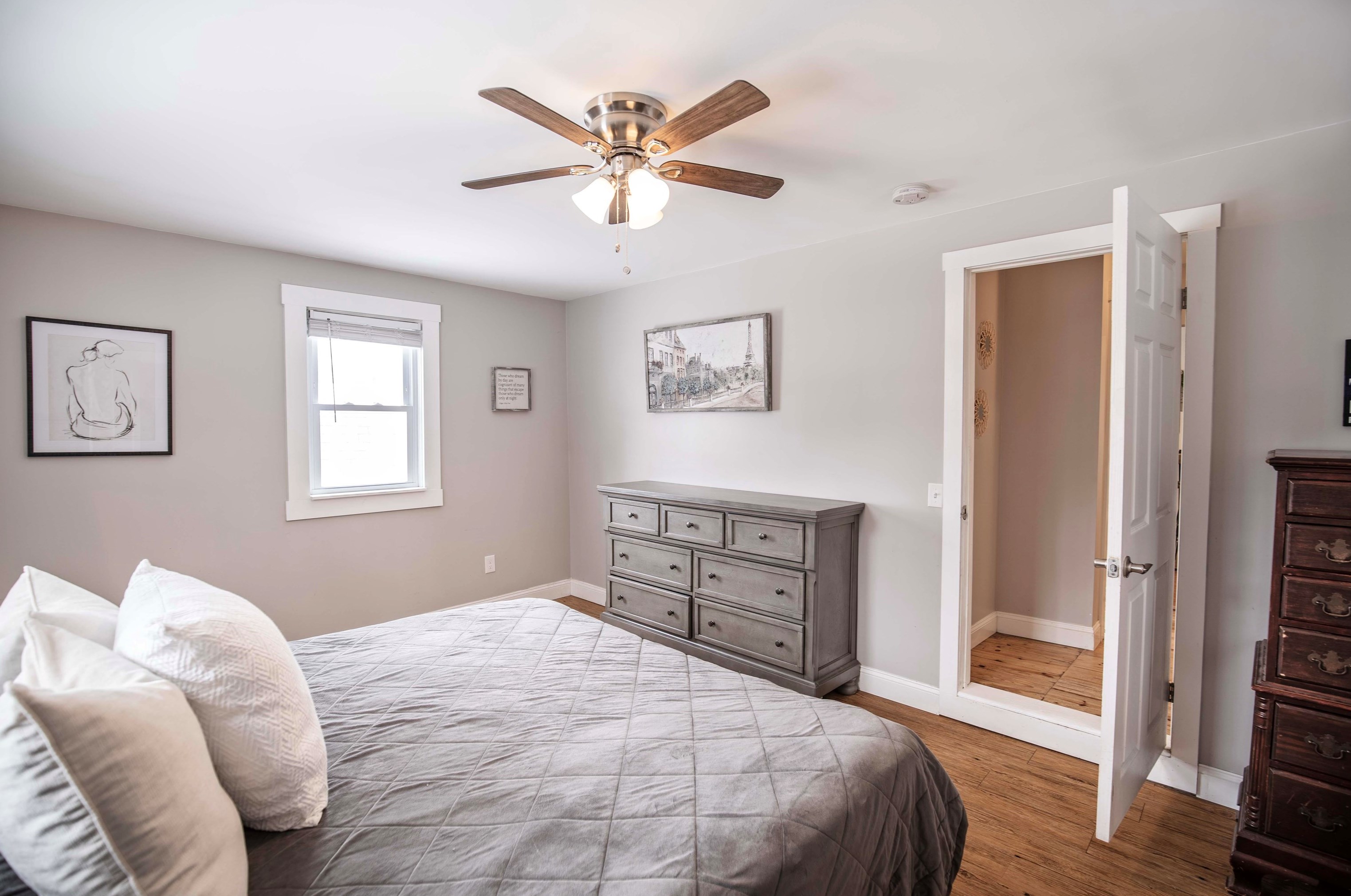25 Maynard Ave, Manchester NH  03103-3058 exterior