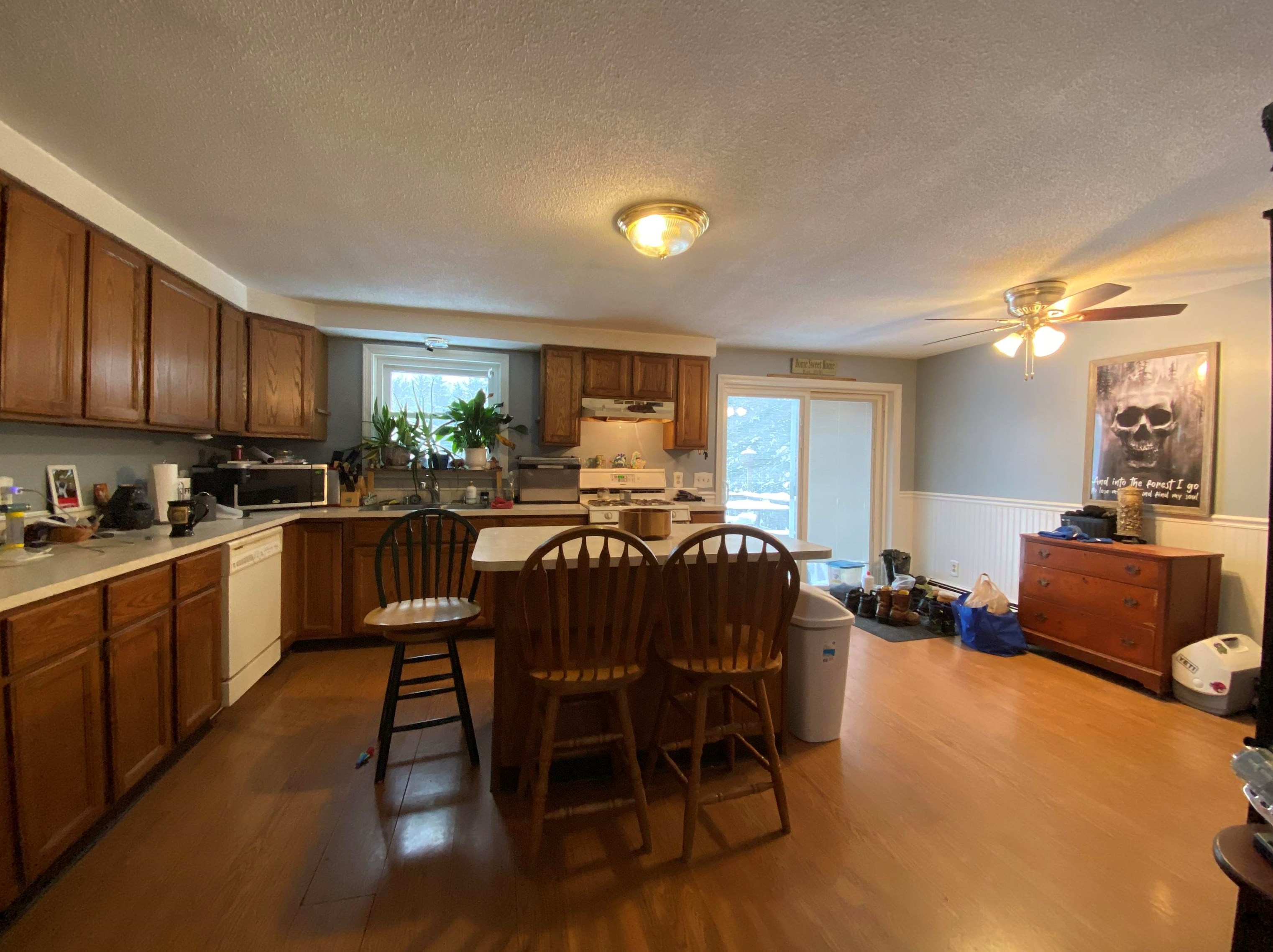 23 Emerald Dr, Hillsboro, NH 03244