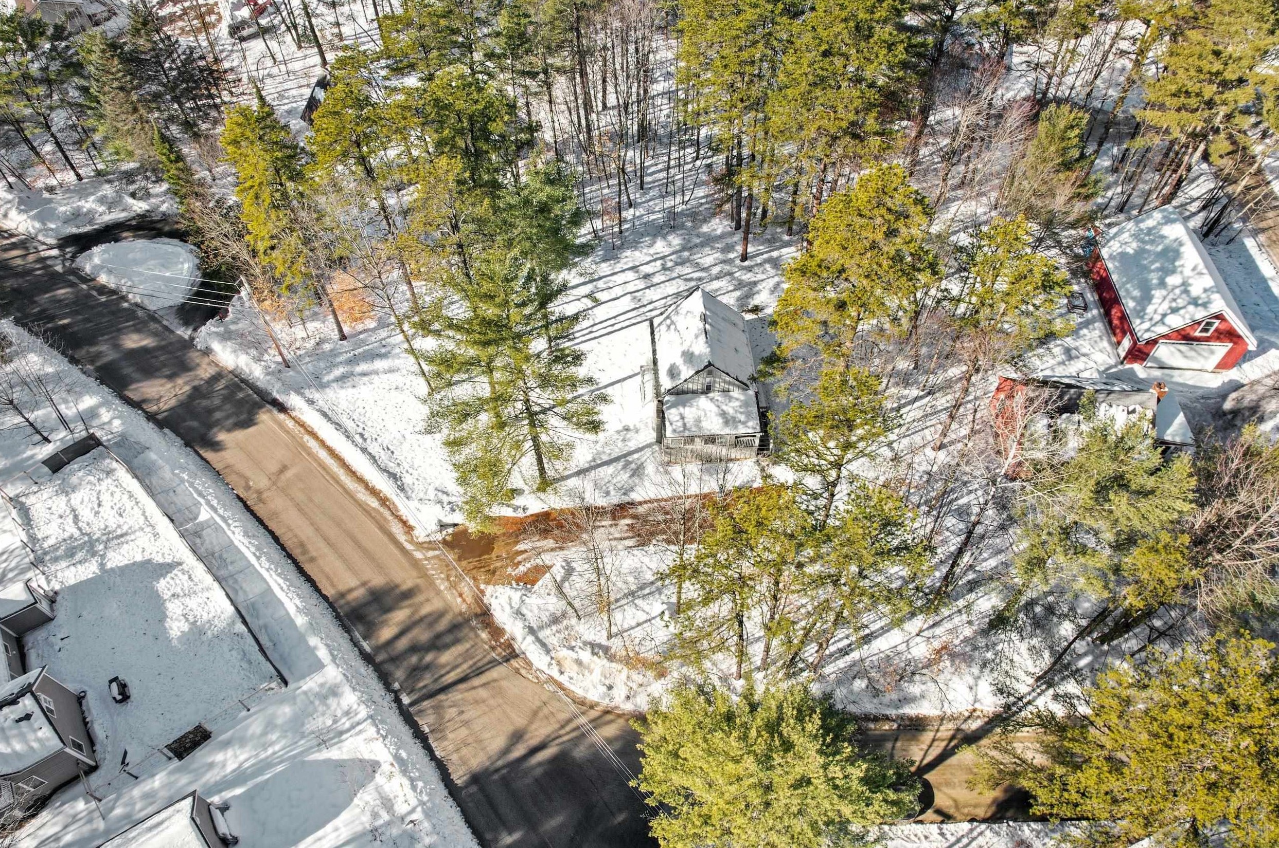 45 Deer Cove Rd, Ctr Ossipee NH  03814-6106 exterior