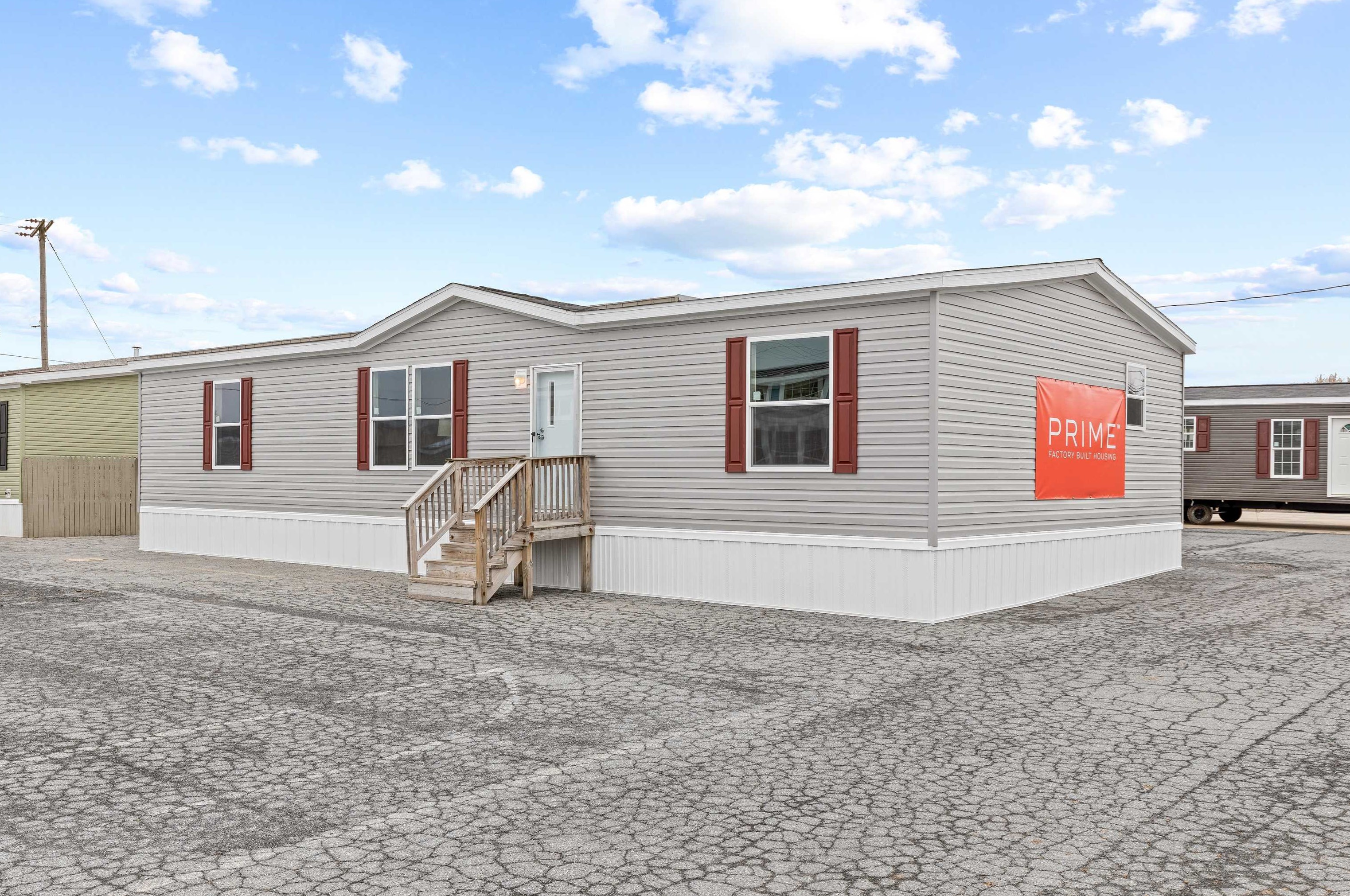 39 Second St, Barrington, NH 03825