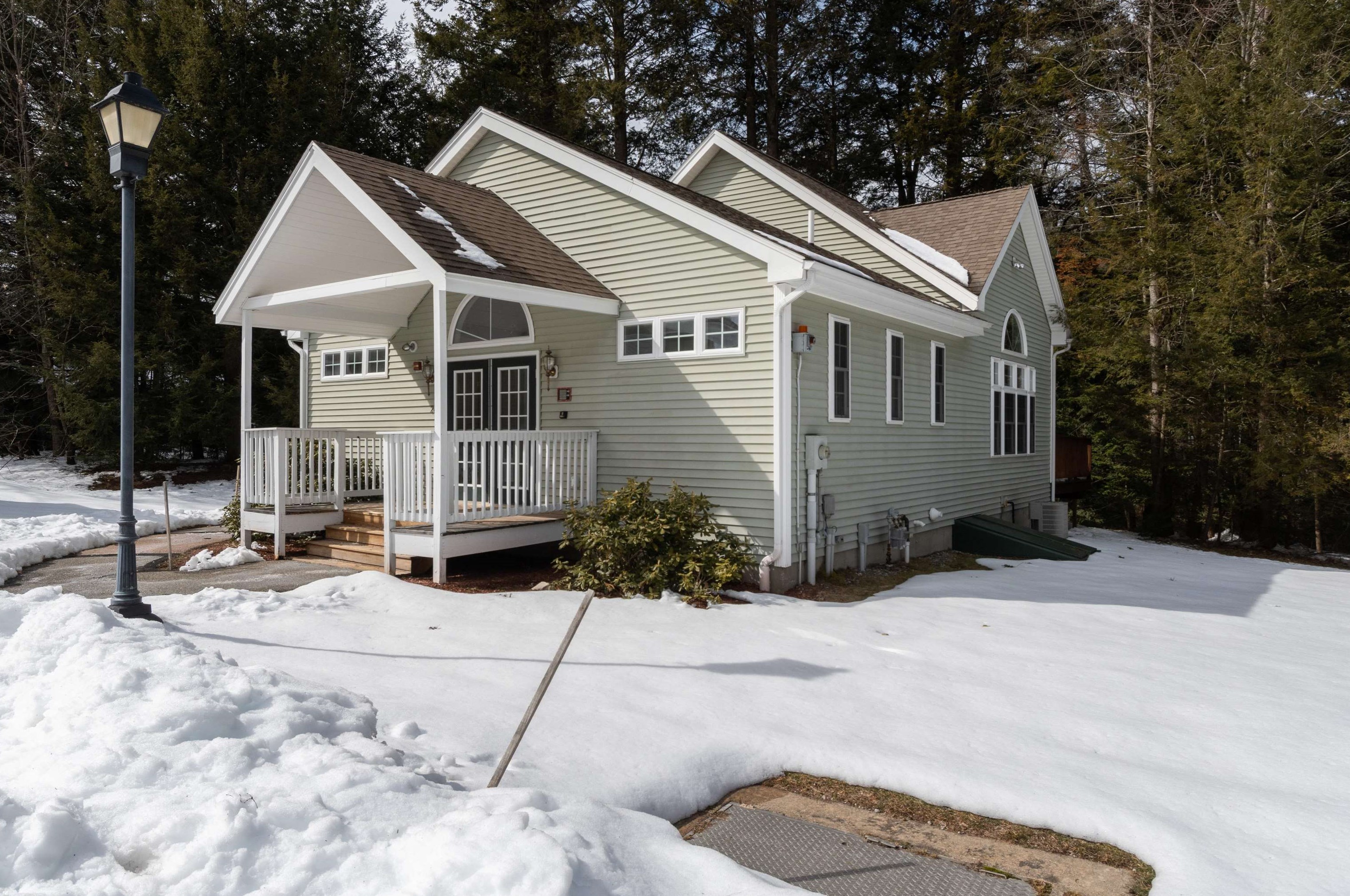 21 Gray Hawk Rd, Merrimack NH  03054-7026 exterior