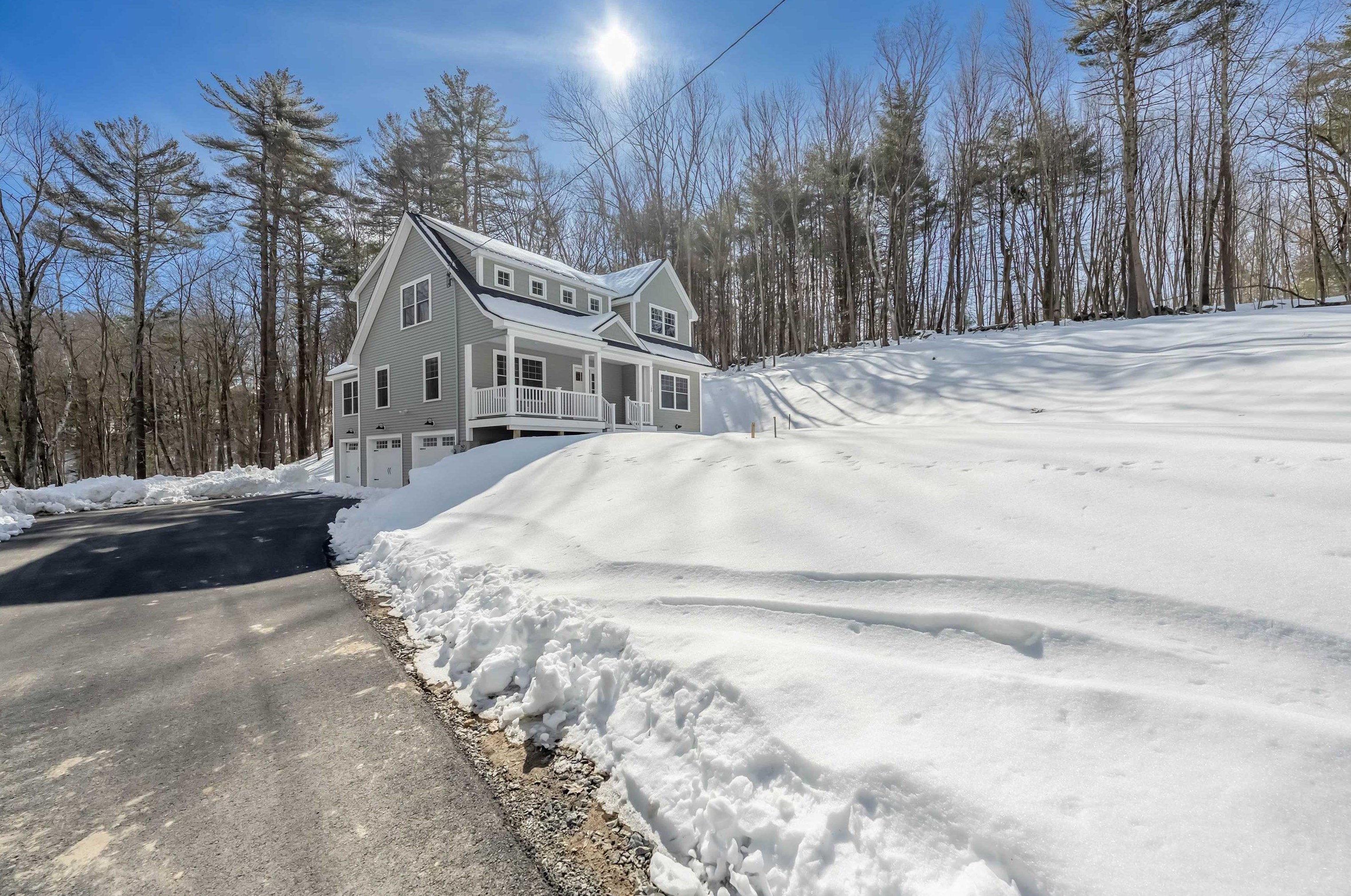 133 Odell Rd, Sandown, NH 03873