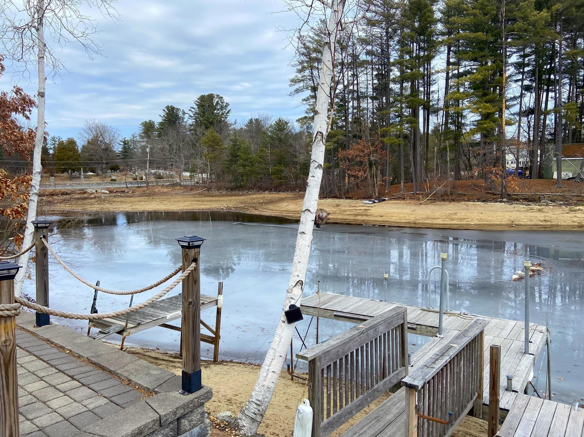 7 Shore Dr, Salem, NH 03079