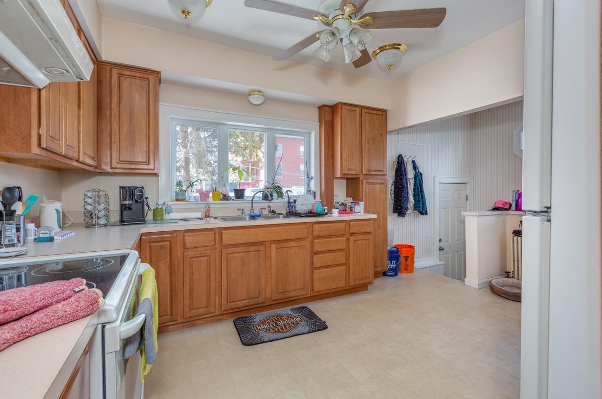 90 Pleasant St, Concord, NH 03301