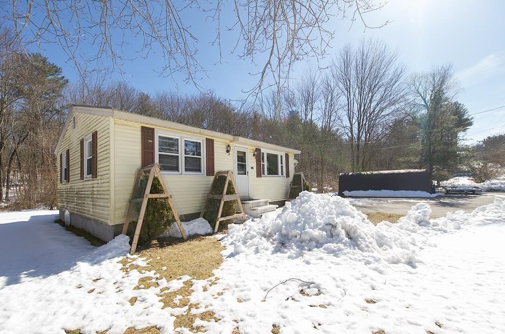 191 Bypass 28, Derry, NH 03038