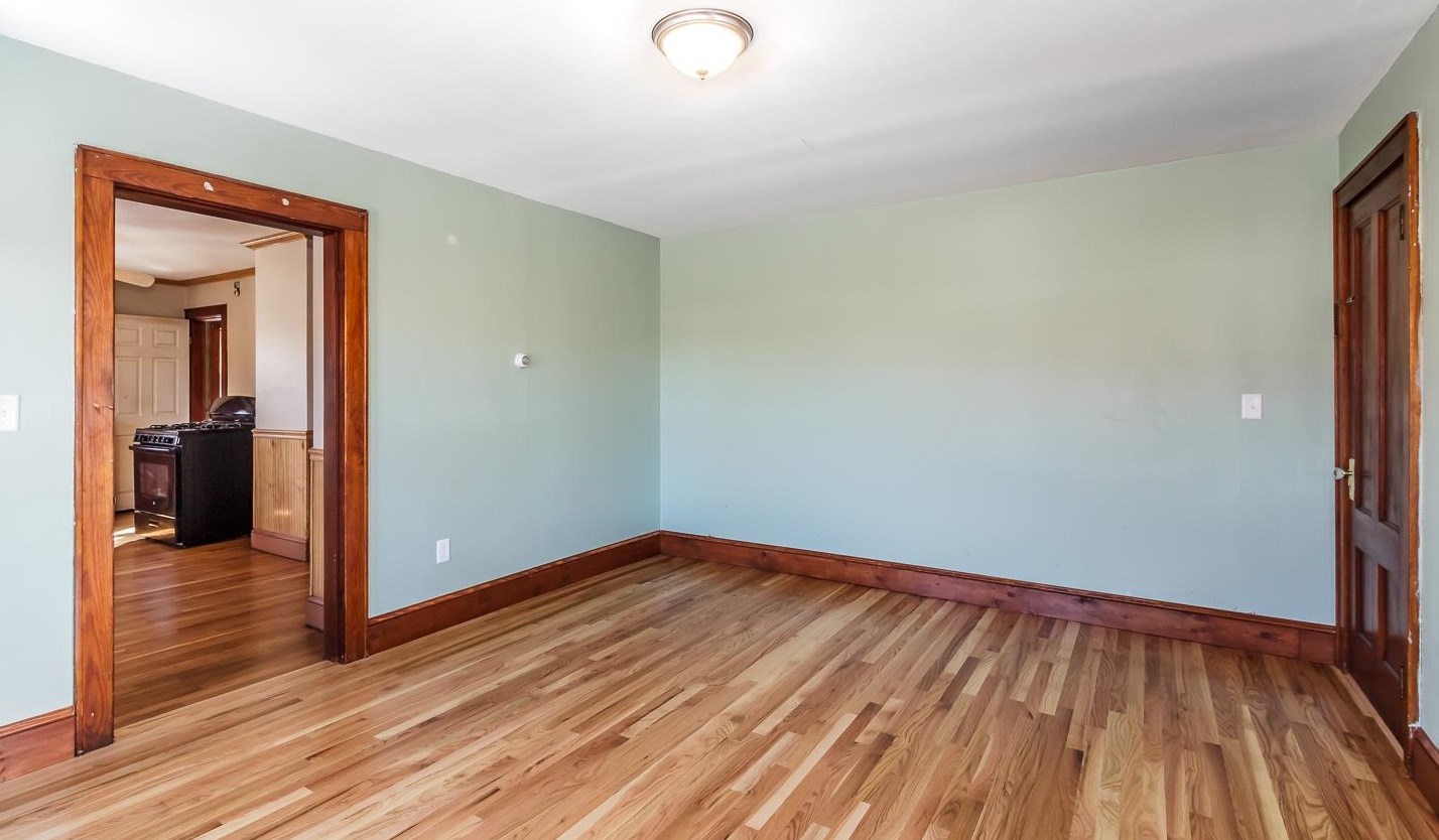 27 Pne St, Manchester NH 03103-5331 exterior