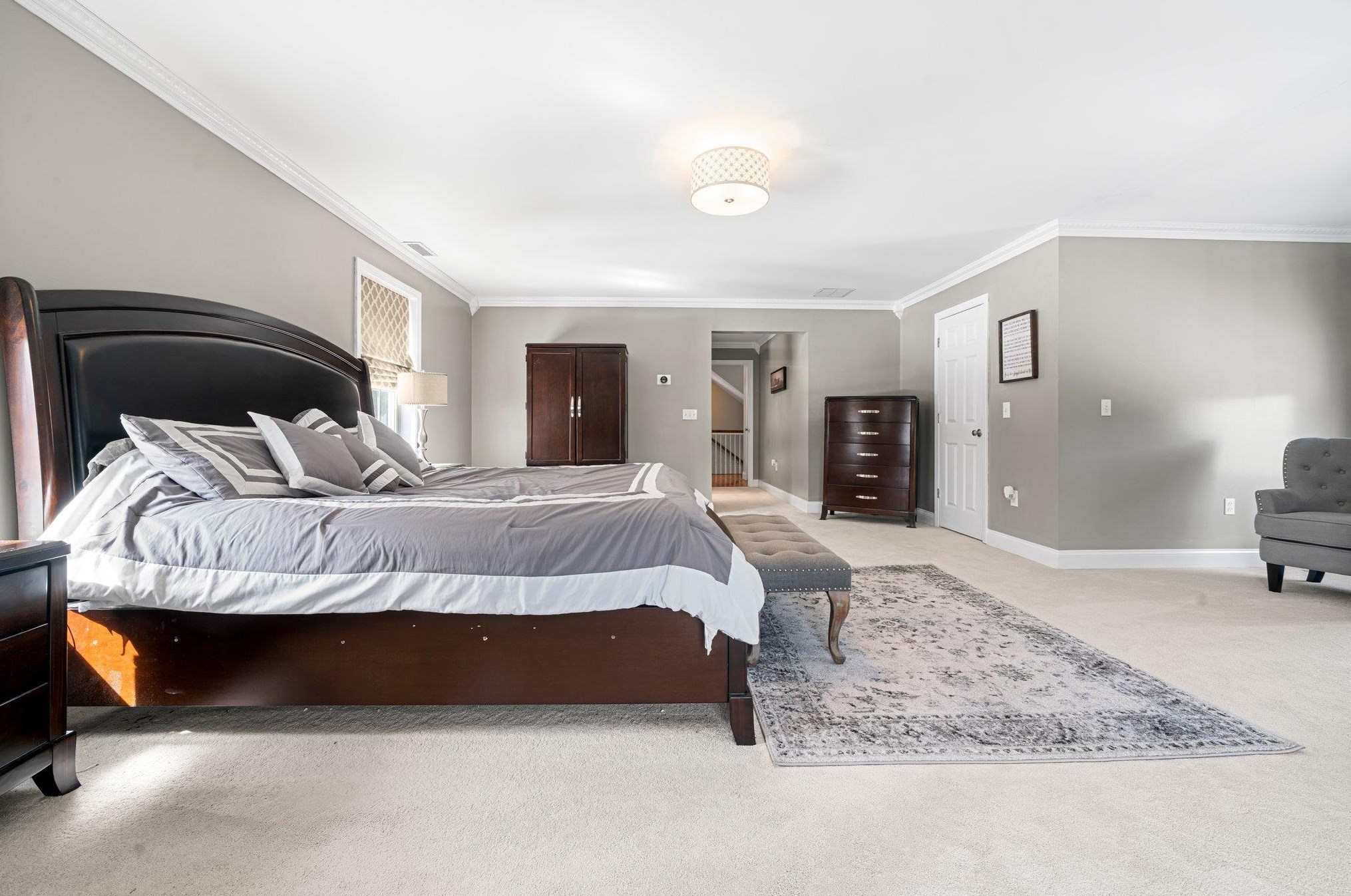 1110 Goffstown Rd, Manchester NH  03102-2359 exterior