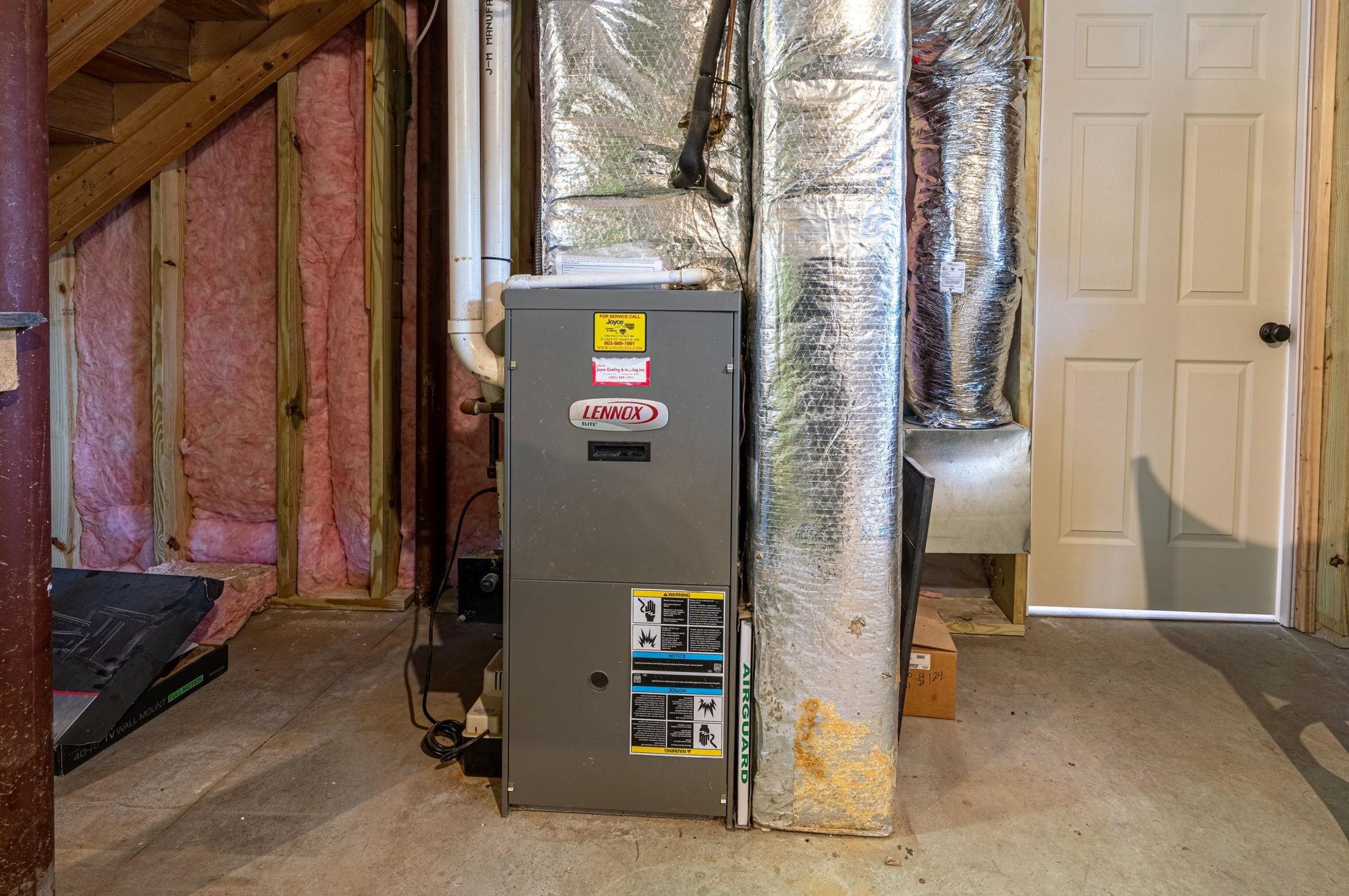 1110 Goffstown Rd, Manchester NH  03102-2359 exterior