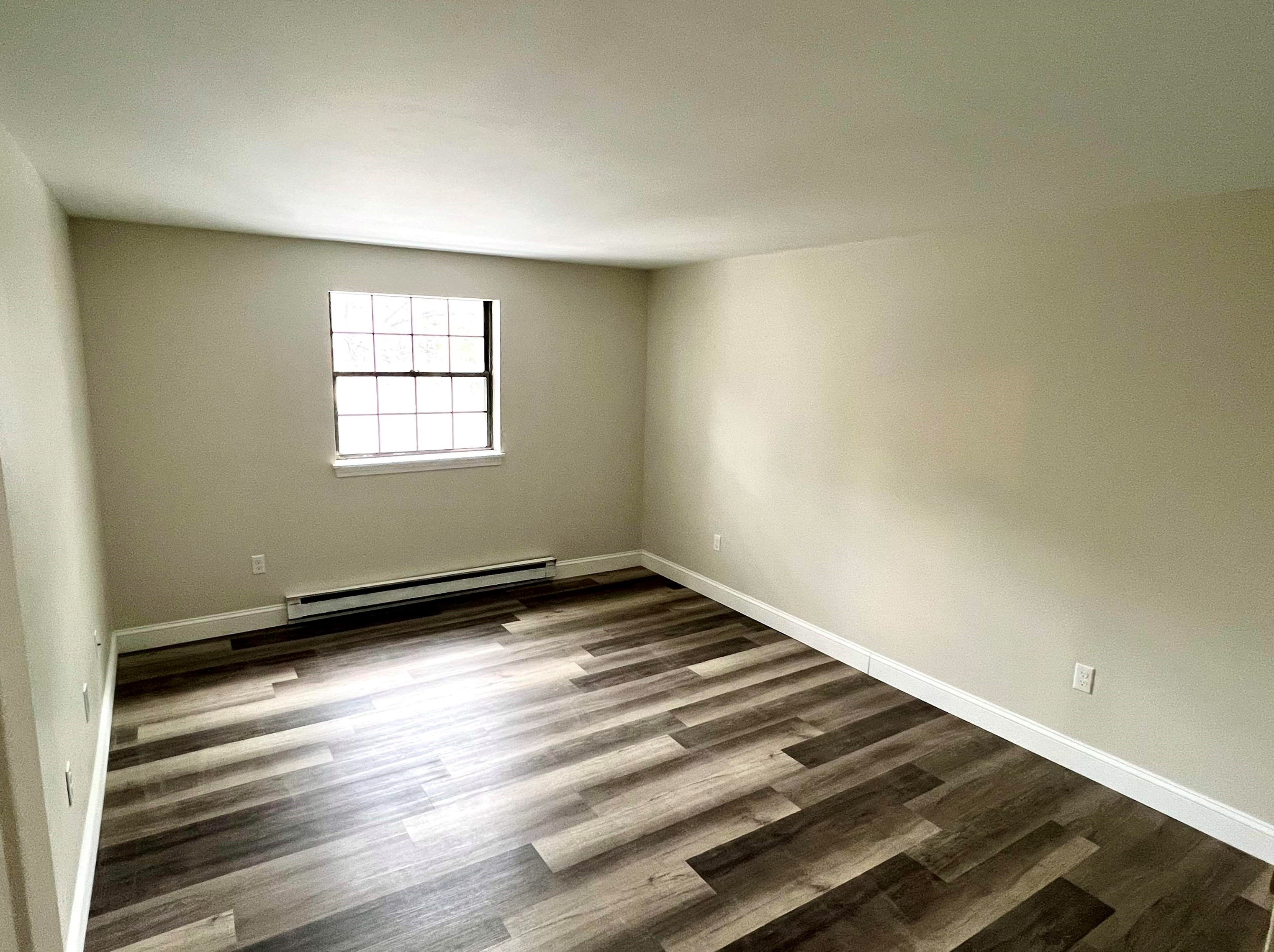 12 East Side Dr #2-19, Concord, NH 03301
