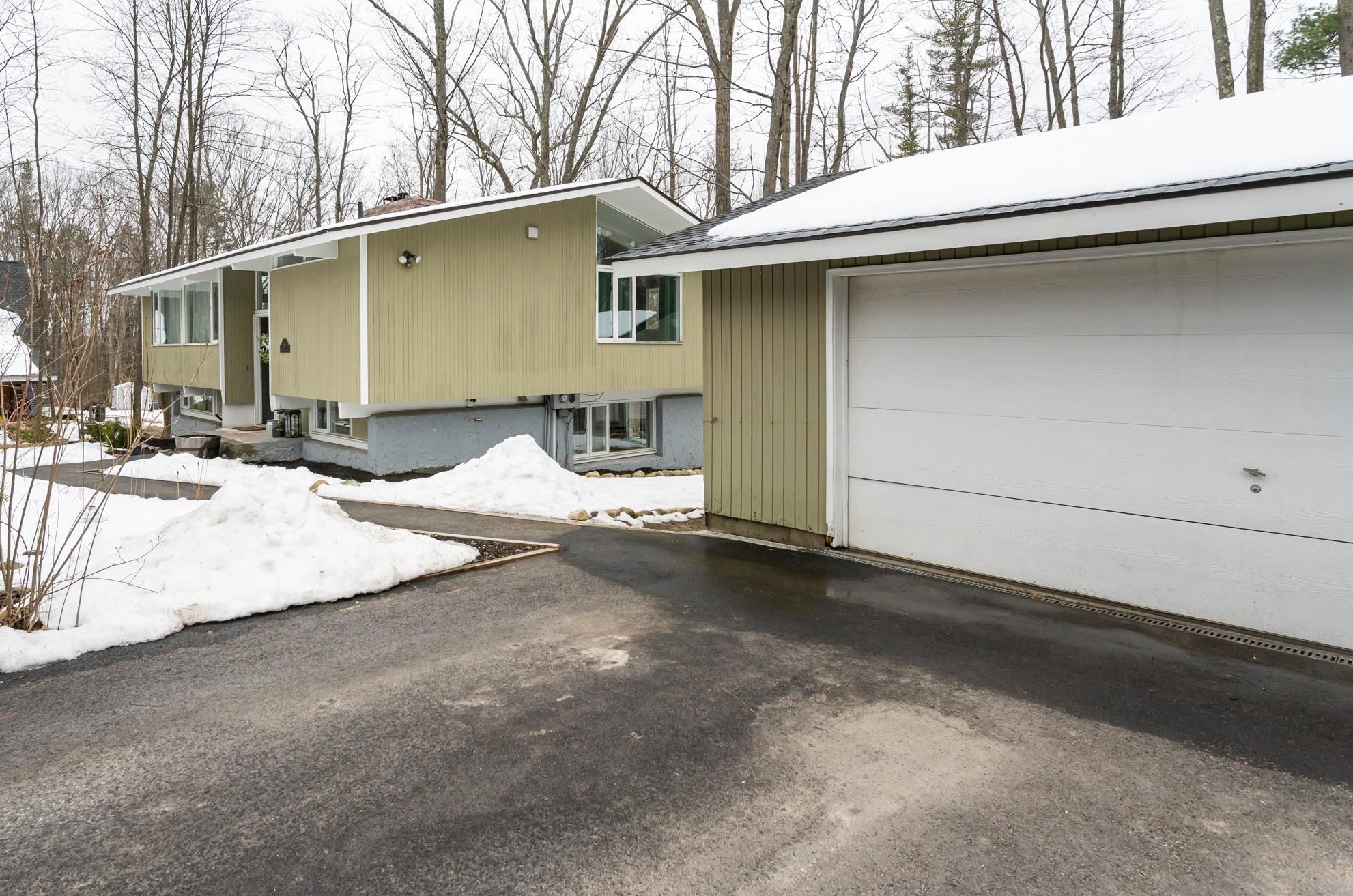 418 Deerpath Ln, Allenstown, NH 03275